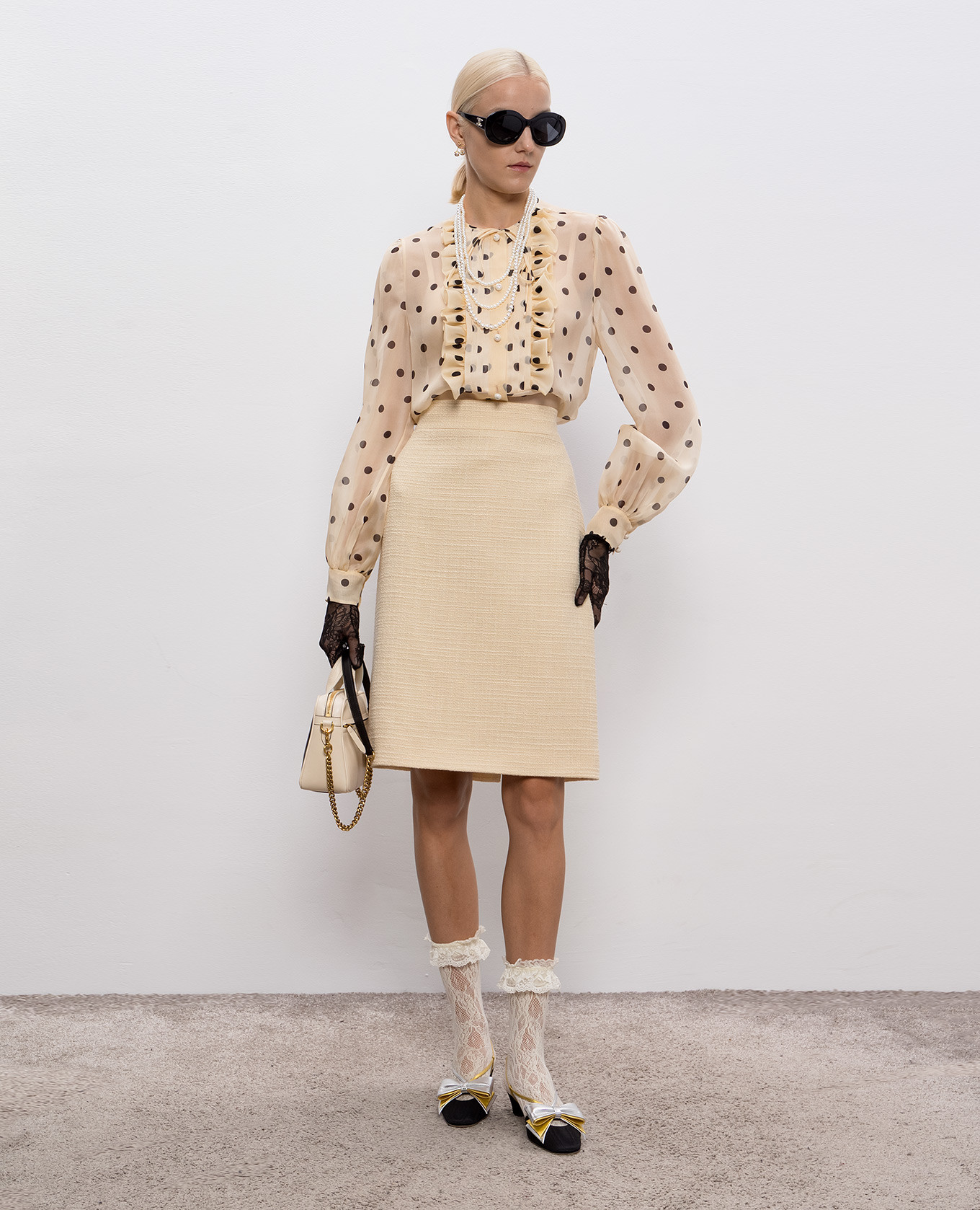 

Beige wool skirt Valentino