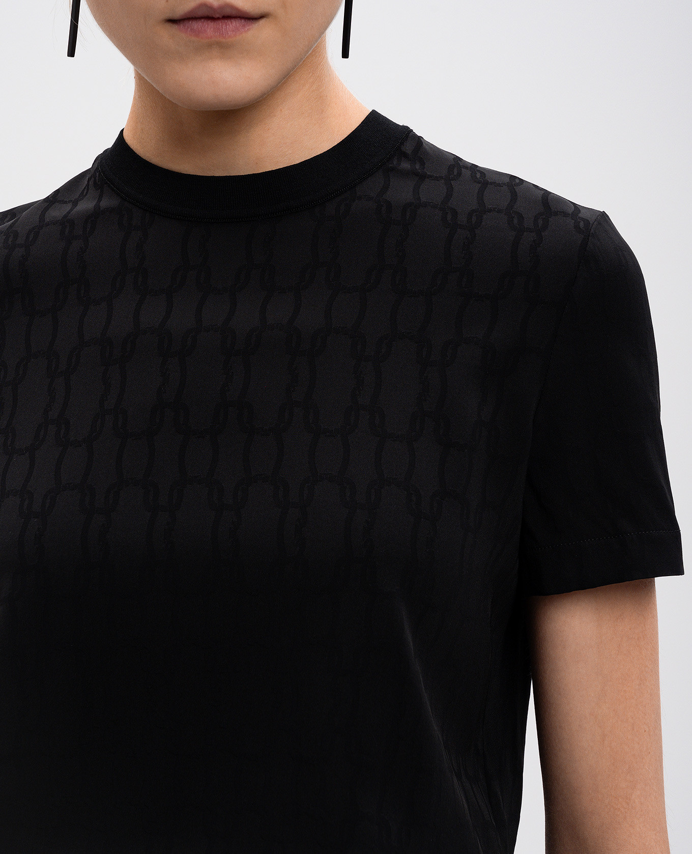 Black T-shirt with silk in woven pattern Agnona 5