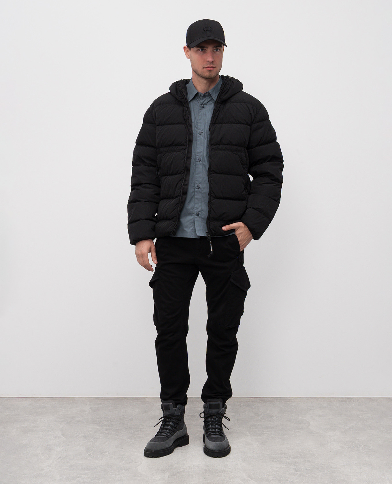 Black cargo with logo patch C.P. Company 2