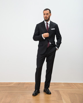 Brunello Cucinelli Black suit made of wool MF4597BTZ