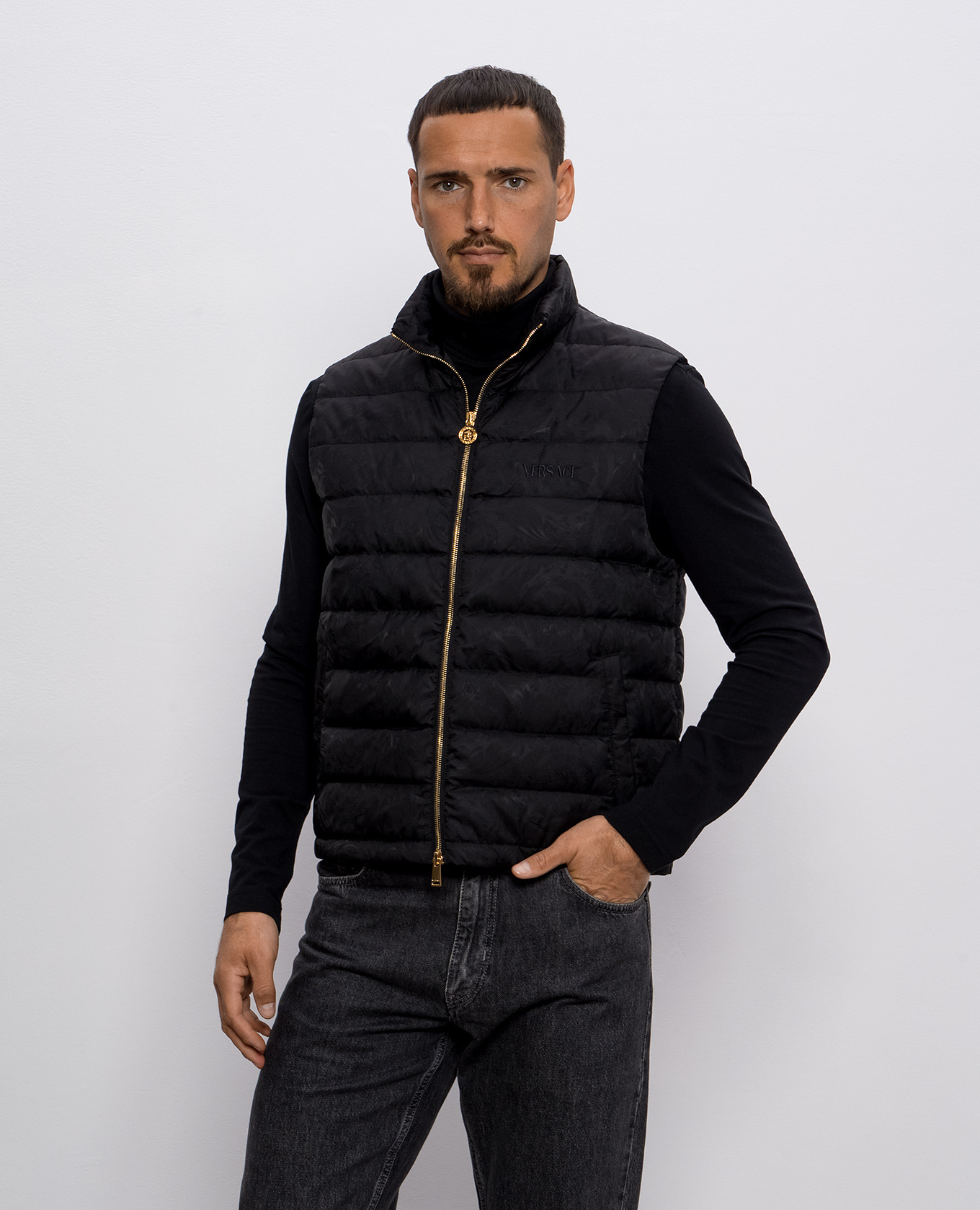 

Barocco black down vest Versace