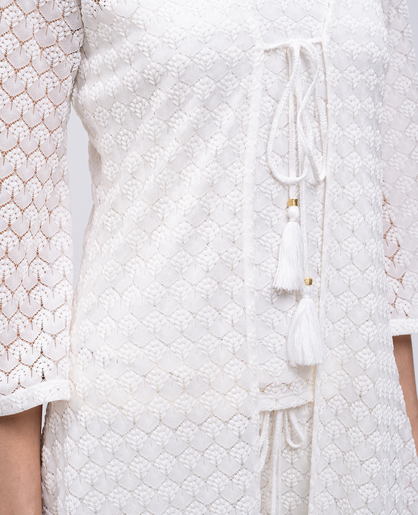 

White cape with openwork pattern Twinset