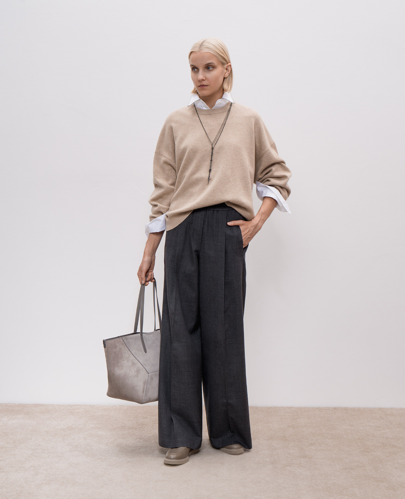 

Beige cashmere sweater Brunello Cucinelli