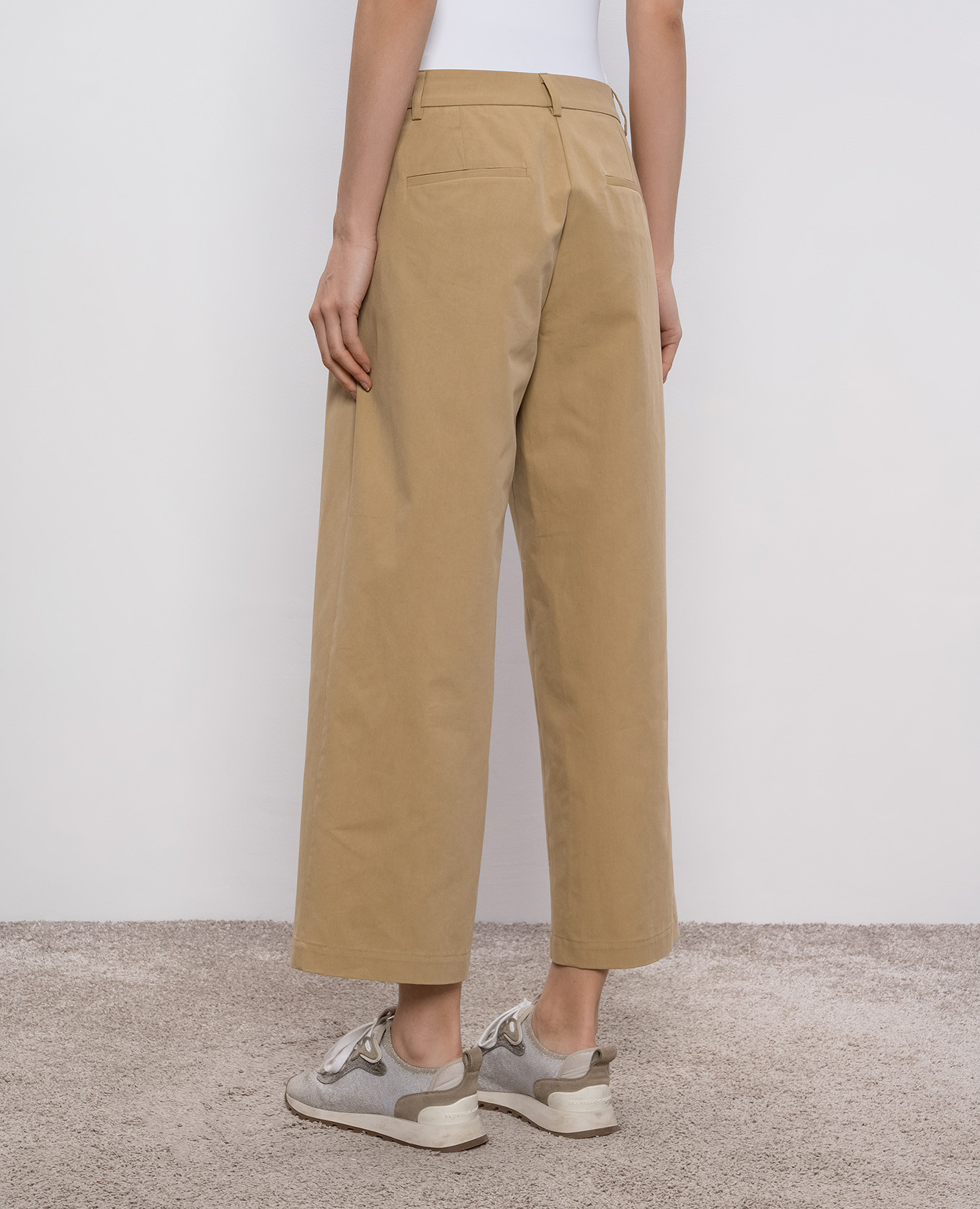 

Beige pants Solotre