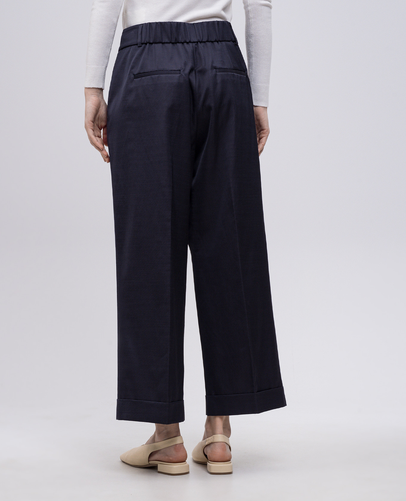 

Blue pants with brand patch Peserico
