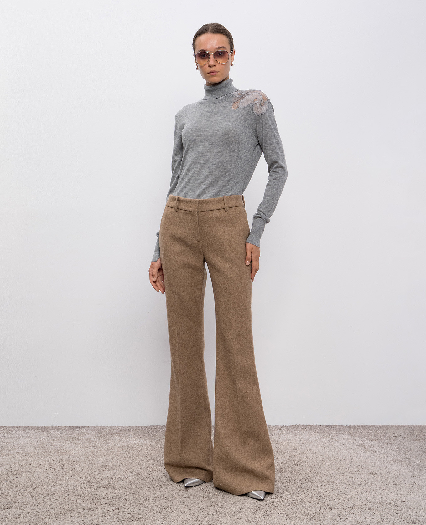 Gray wool turtleneck with appliqué Ermanno Scervino 2