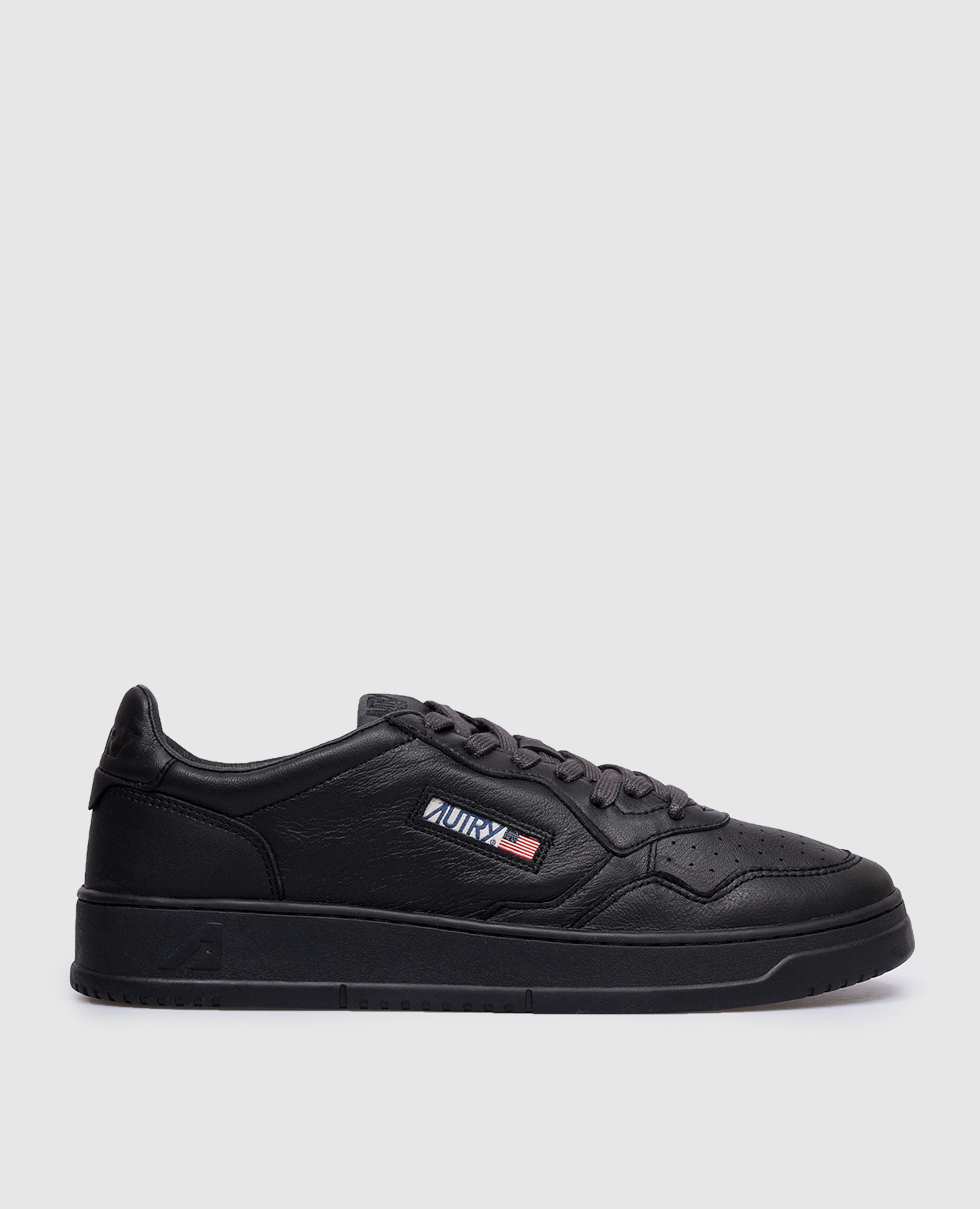 

MEDALIST black leather sneakers with logo AUTRY