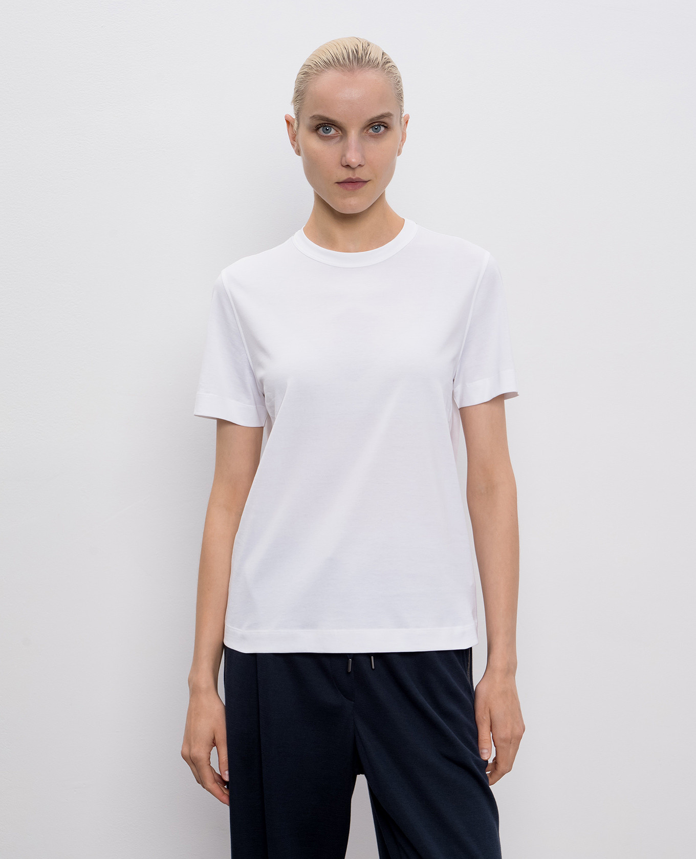 

White T-shirt with a monil chain Brunello Cucinelli