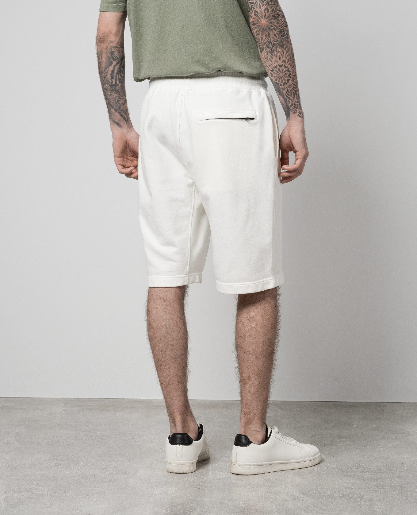

White shorts with logo embroidery C.P. Company, Белый