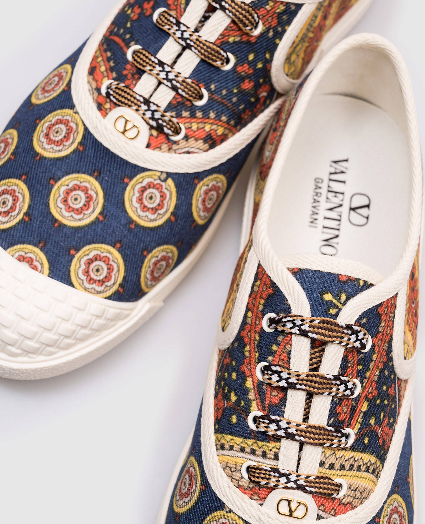 BAY BY BAY sneakers with a print with the Logo Signature emblem Valentino 5
