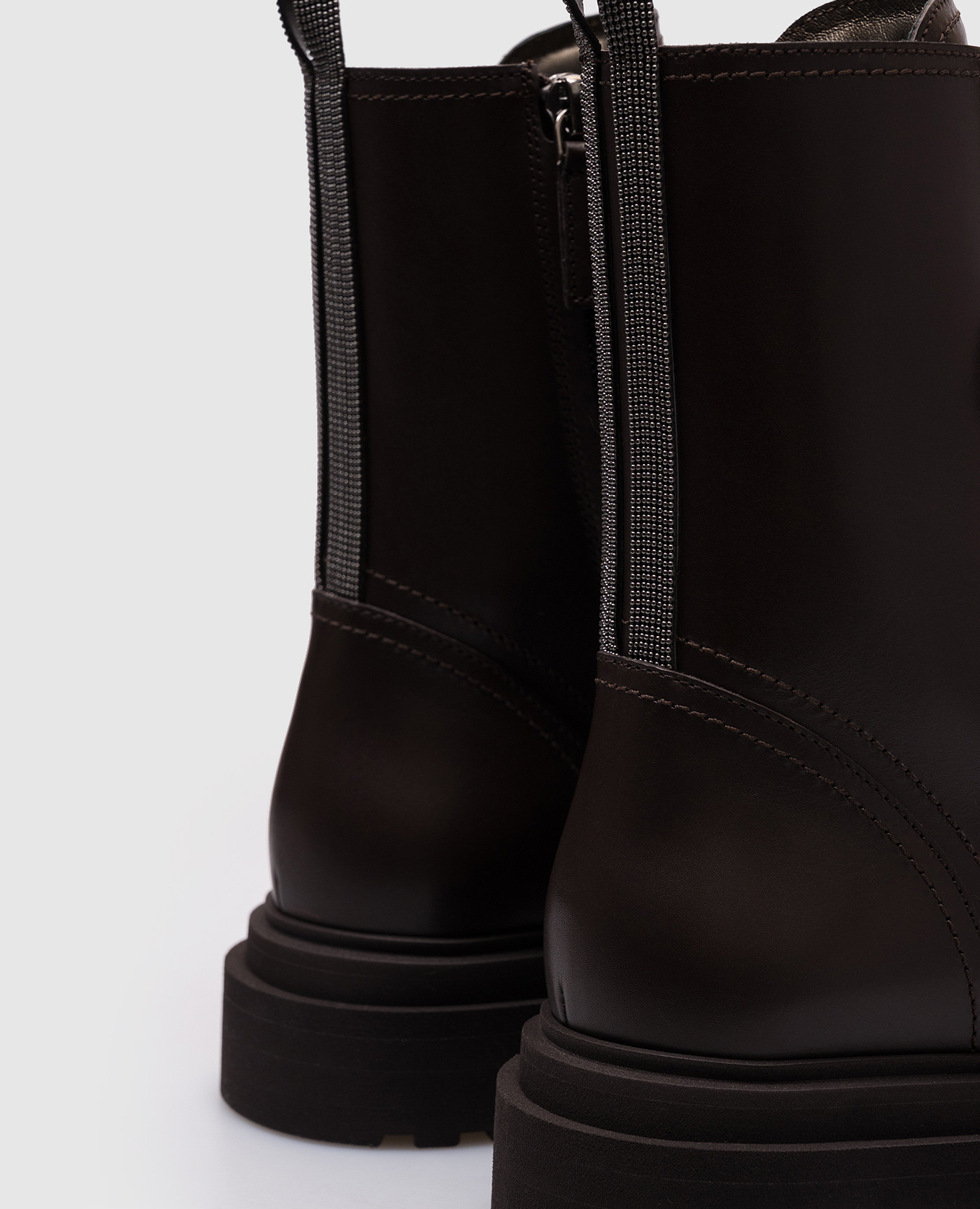 

Brown leather boots with a monil chain Brunello Cucinelli