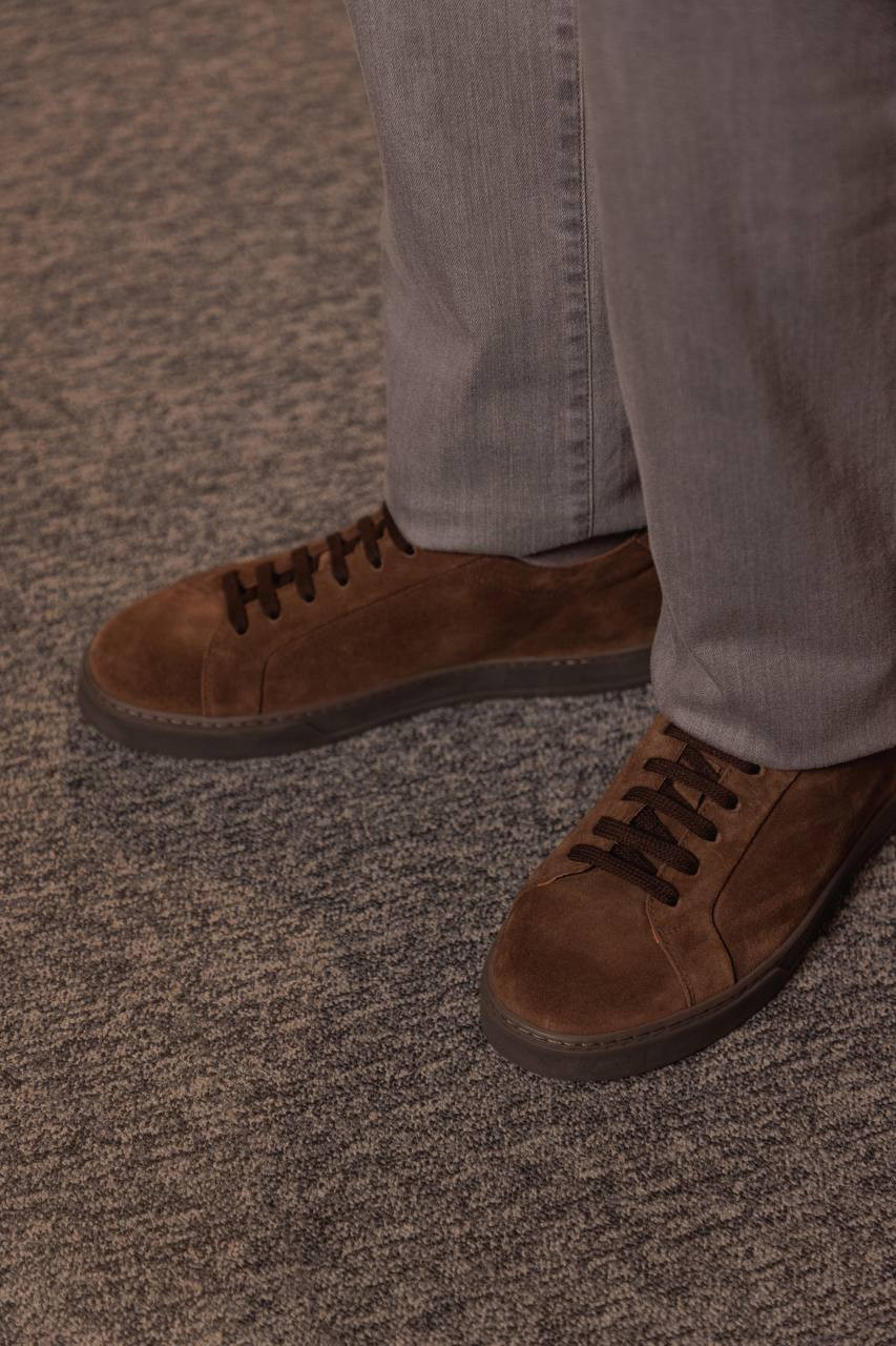 

Brown suede sneakers Doucal's