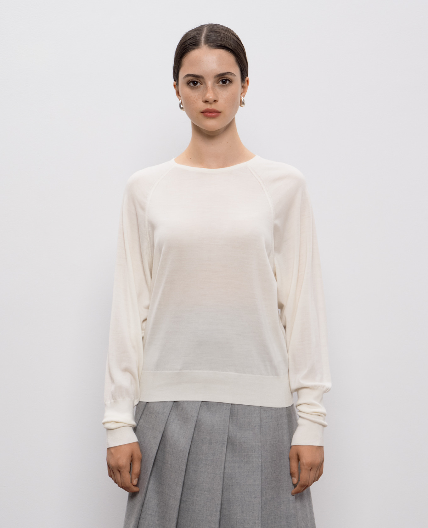 White wool jumper Intoca 3