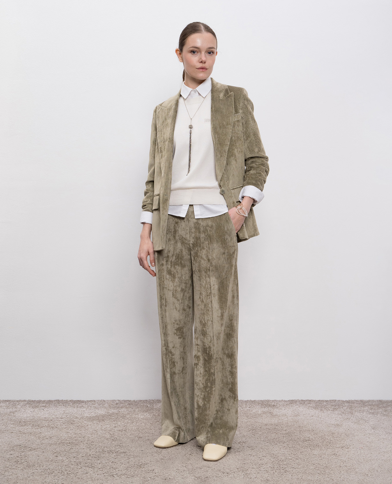 

Beige wool, silk and cashmere jumper Peserico