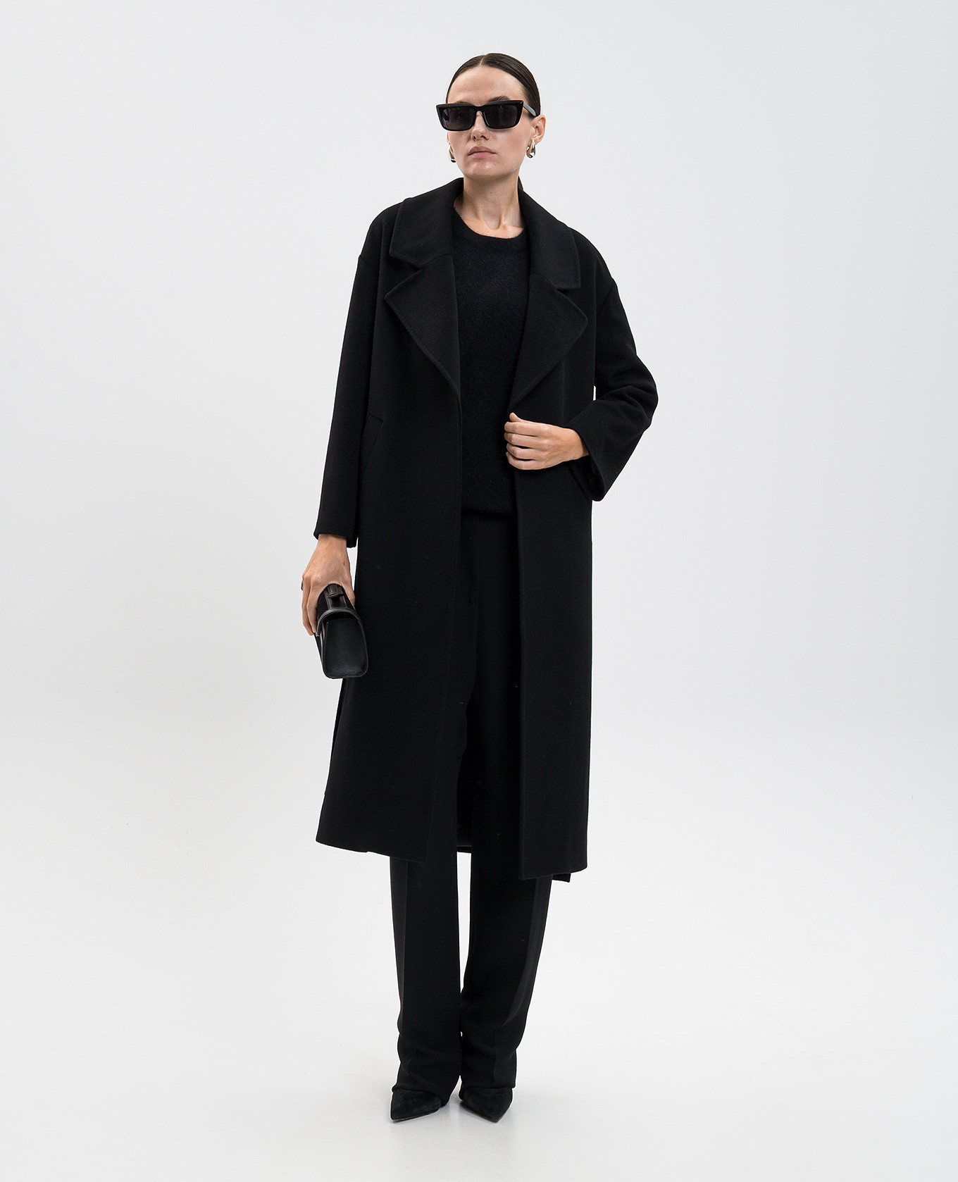 

RAVEN black wool sweater with short sleeves Loulou de Saison