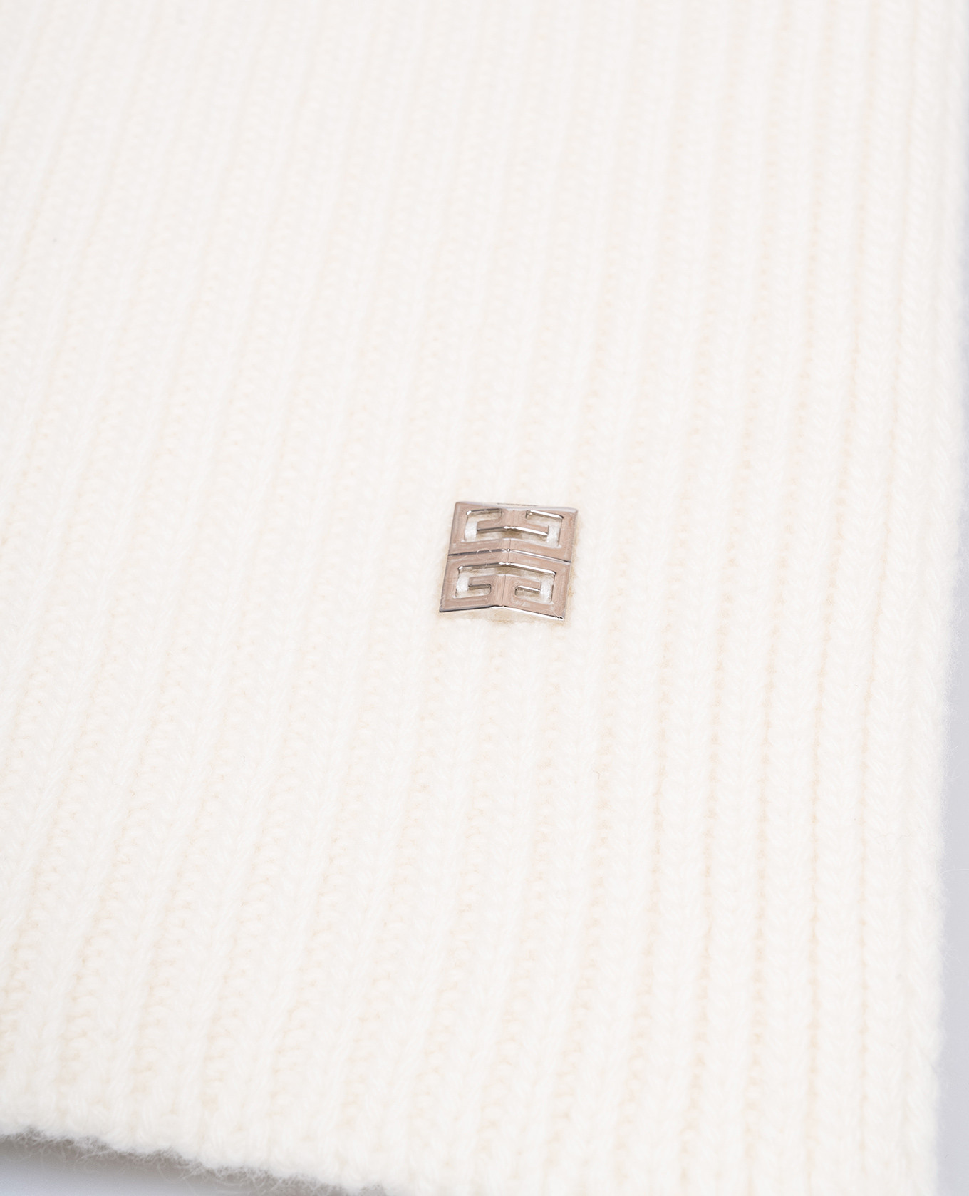 White wool and cashmere scarf with 4G logo emblem Givenchy 3