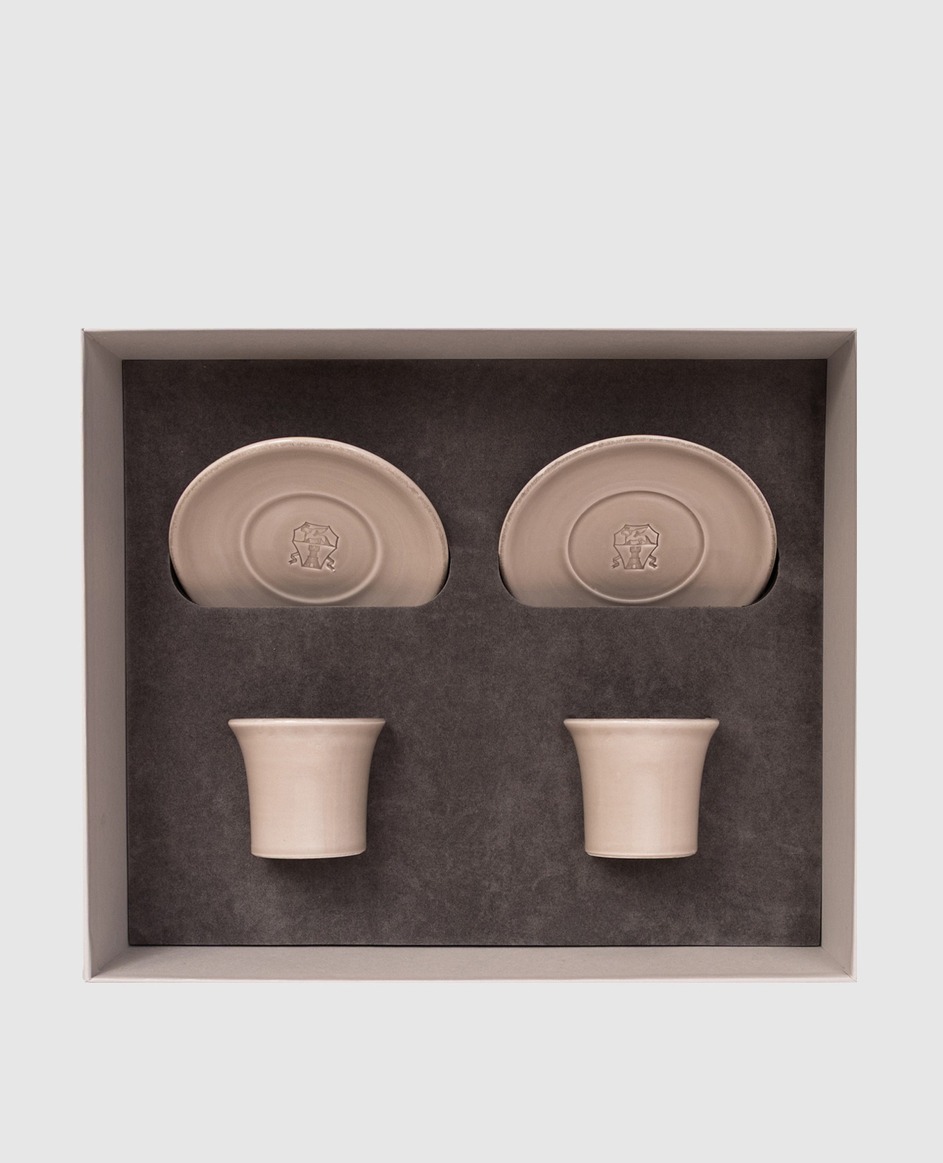 

Set of beige ceramic cups and saucers with logo emblem Brunello Cucinelli