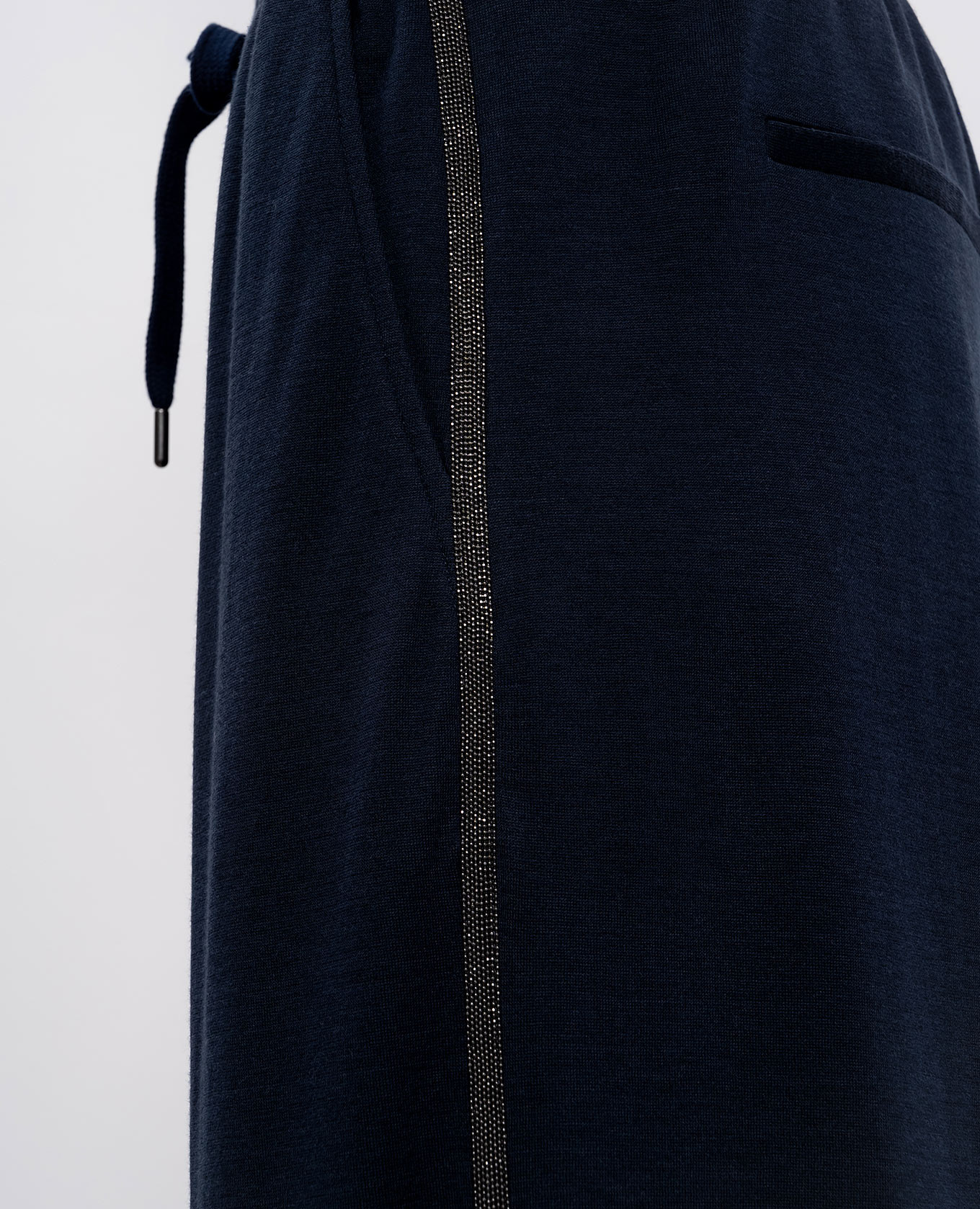 Blue silk sweatpants with monil chain Brunello Cucinelli 5