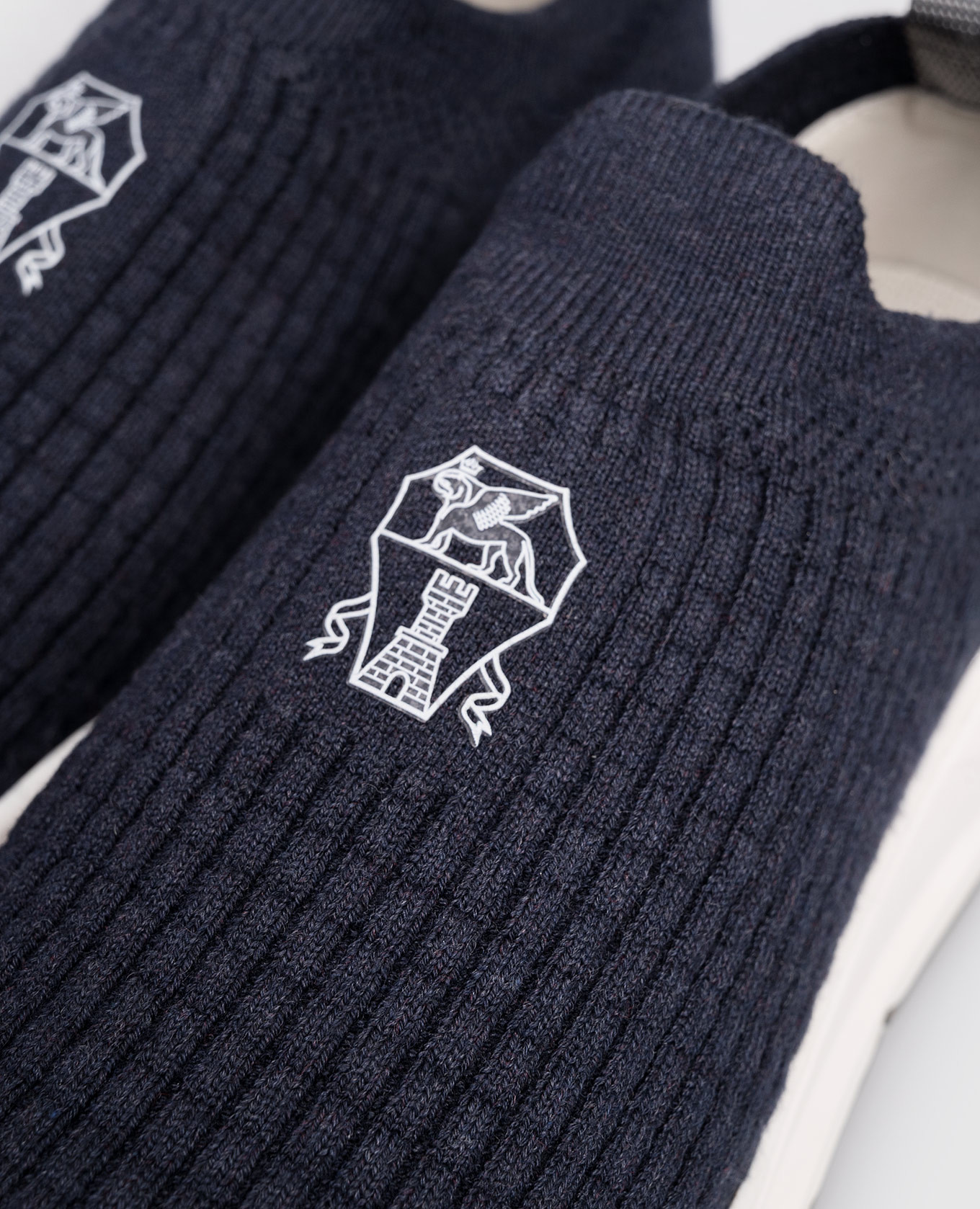 

Children's blue sneakers with emblem Brunello Cucinelli