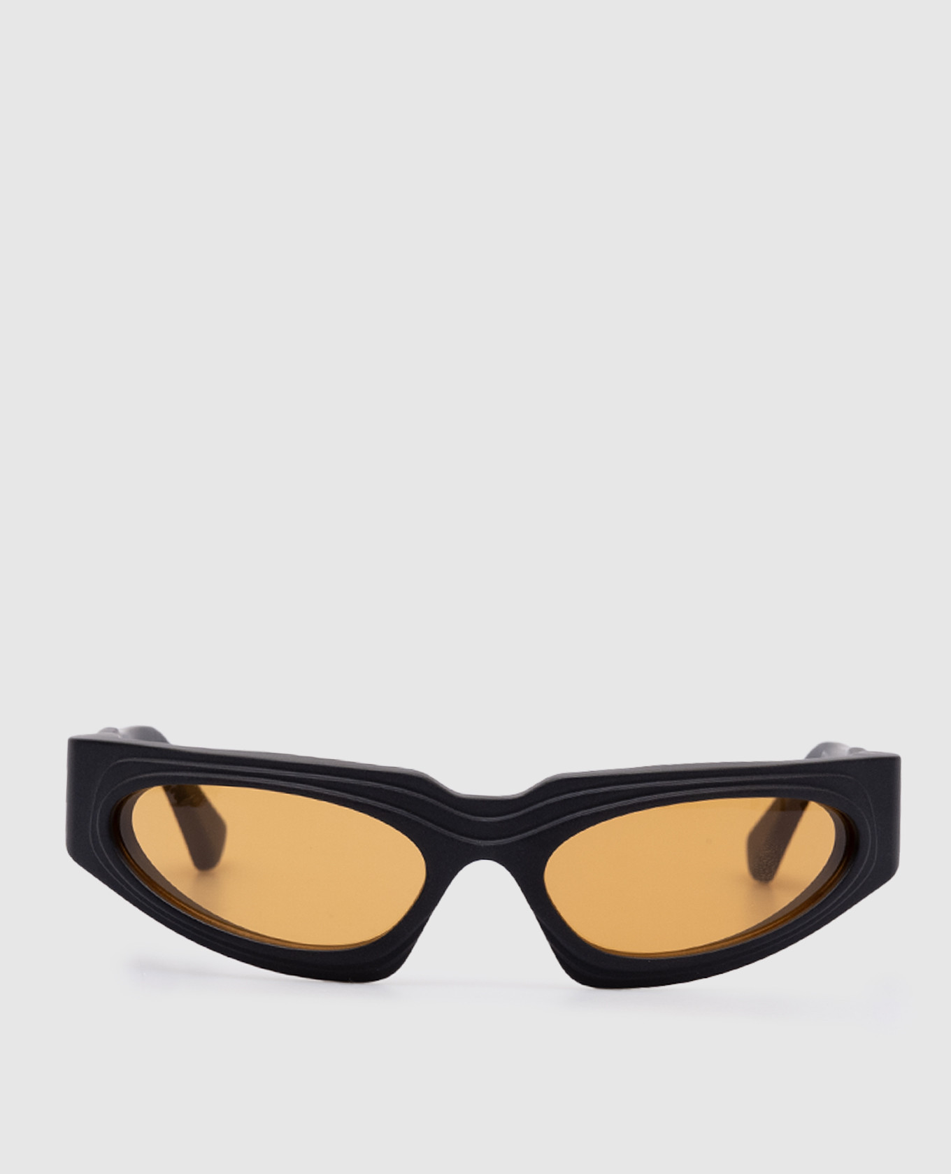 Black sunglasses e21 kuboraum