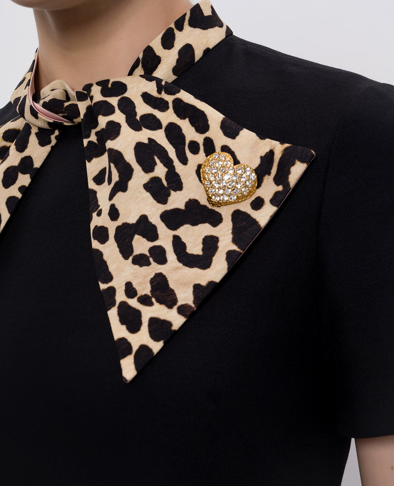 Black wool and silk mini dress Valentino 5