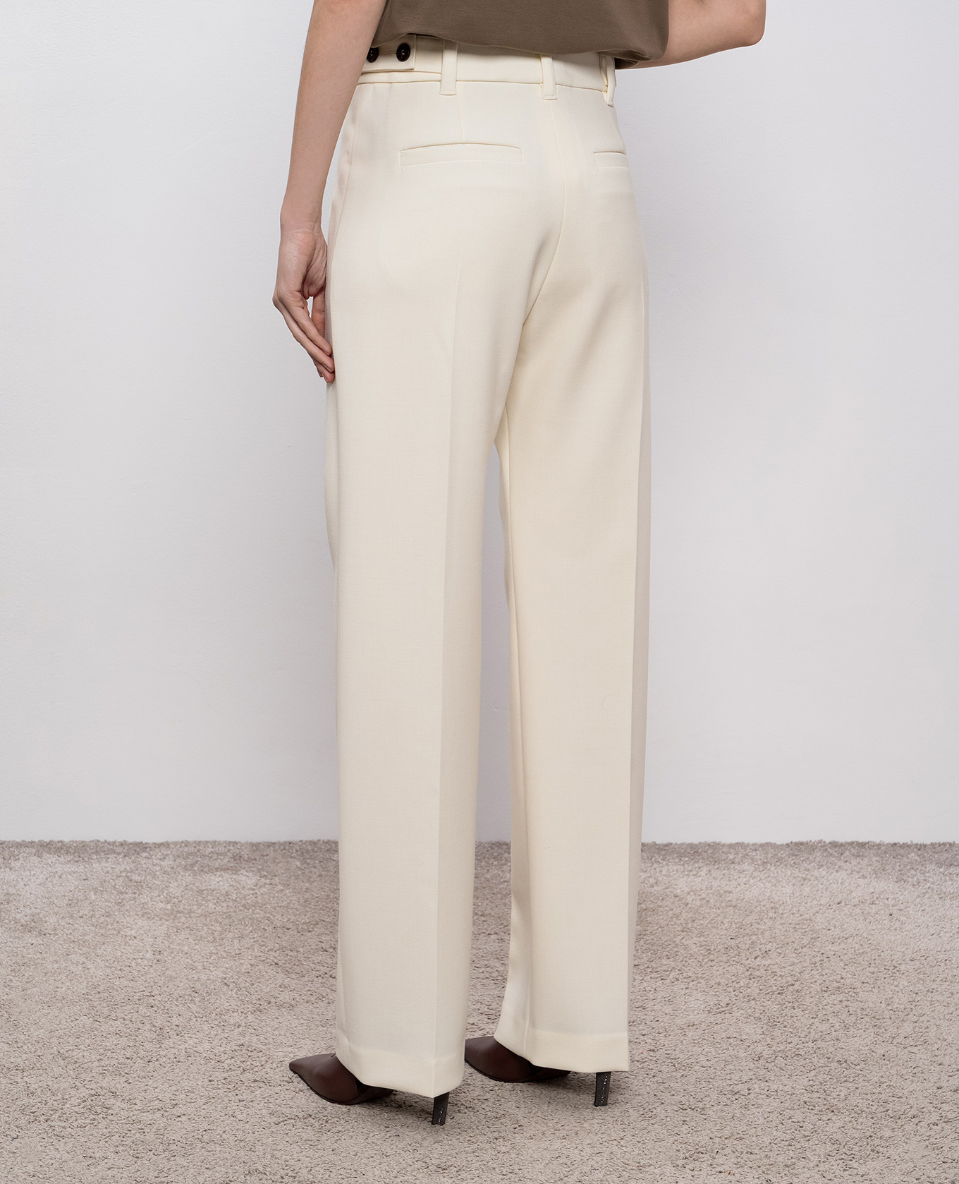 

Beige wool pants Brunello Cucinelli