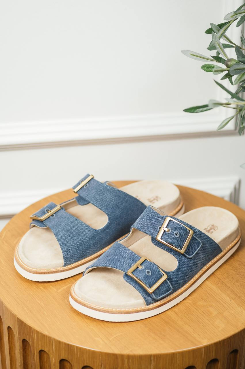 

Blue flip-flops with logo engraving Brunello Cucinelli