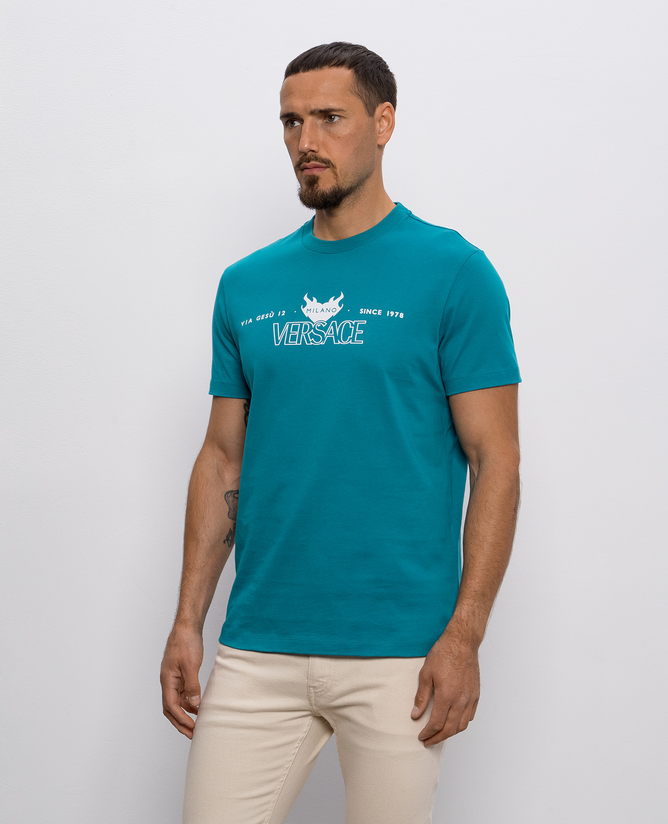 

Green t-shirt with logo print Versace