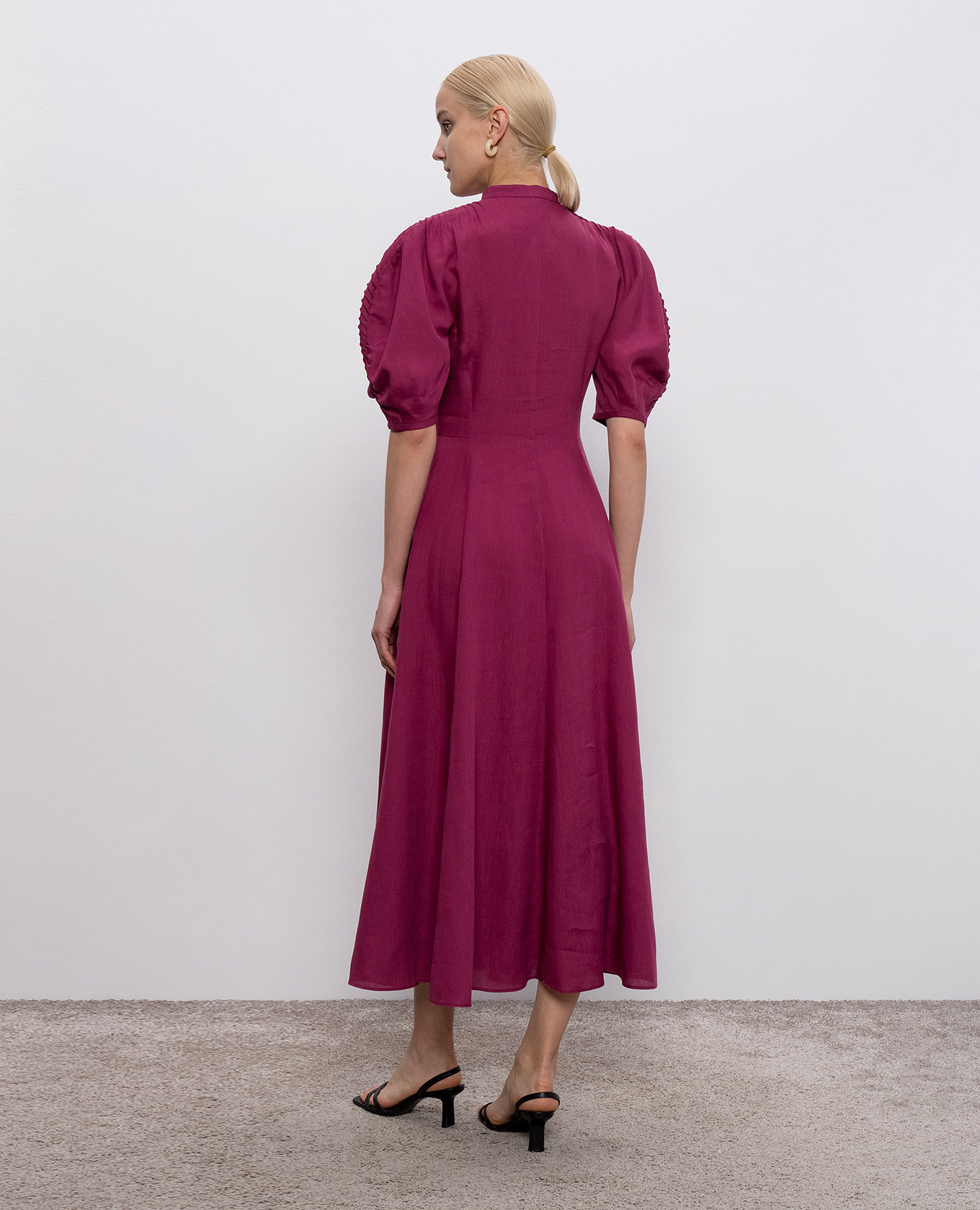 Arabella purple linen dress Gabriela Hearst 3