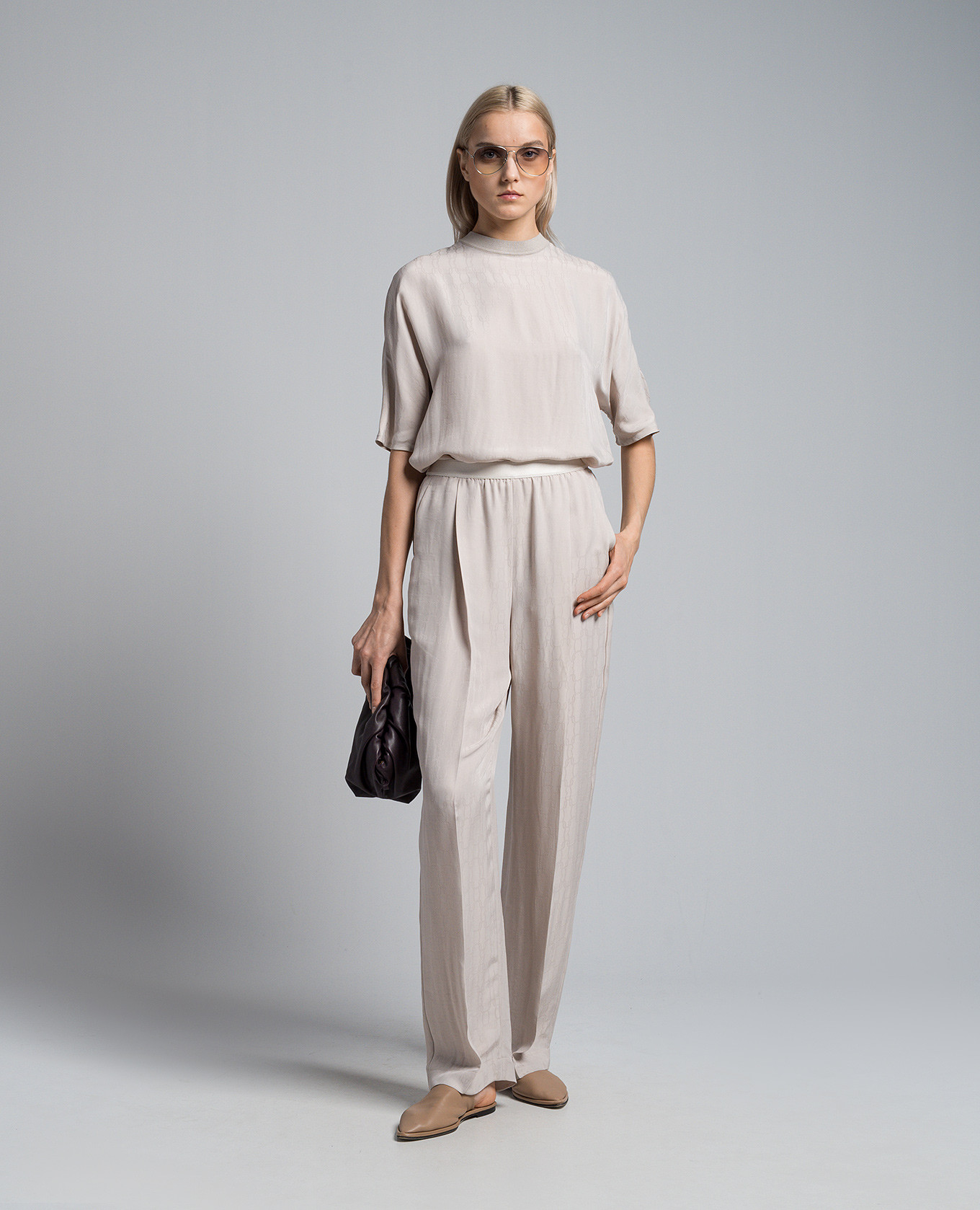 

Beige t-shirt with silk in logo print Agnona
