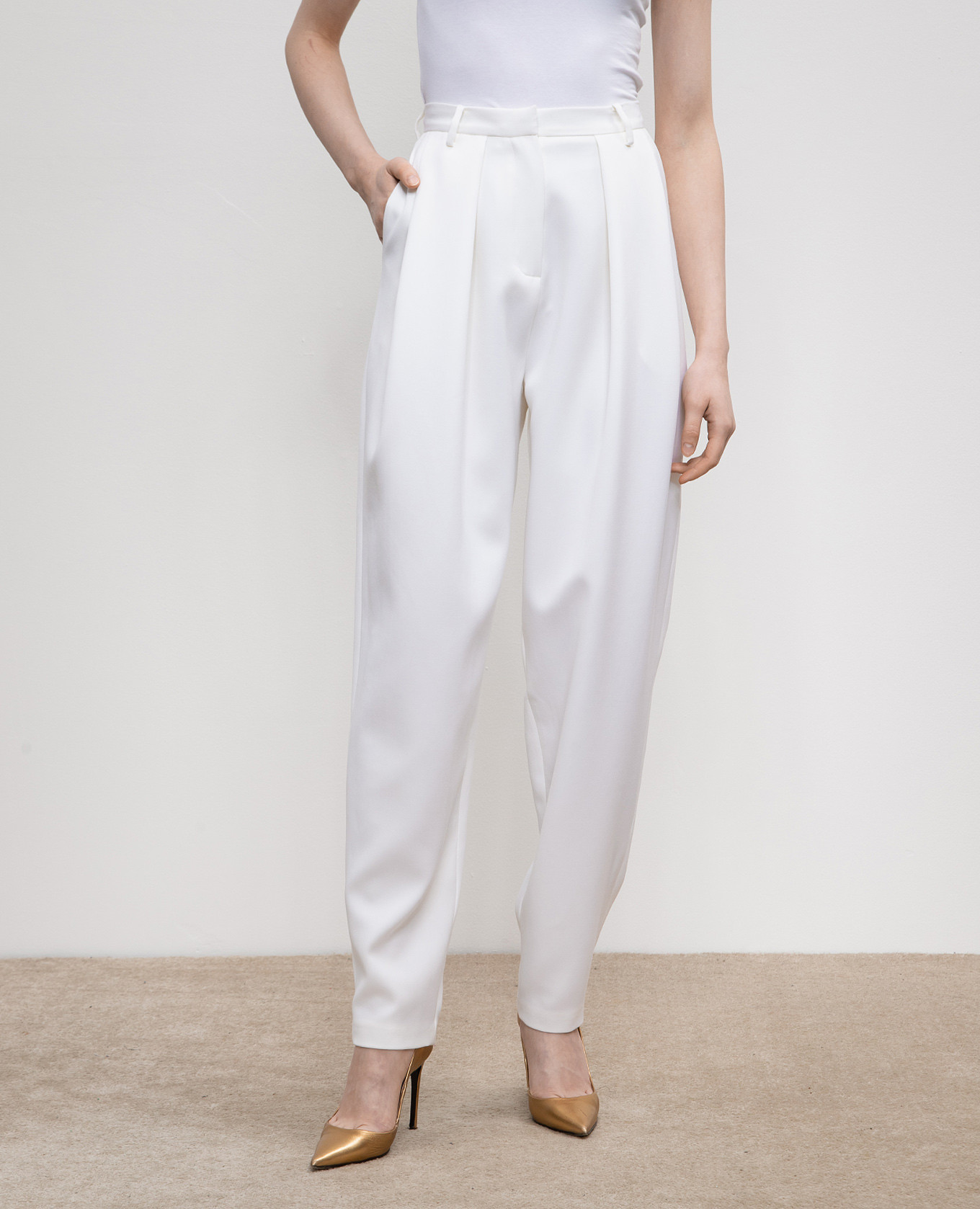 White wool trousers with a high rise Magda Butrym 3