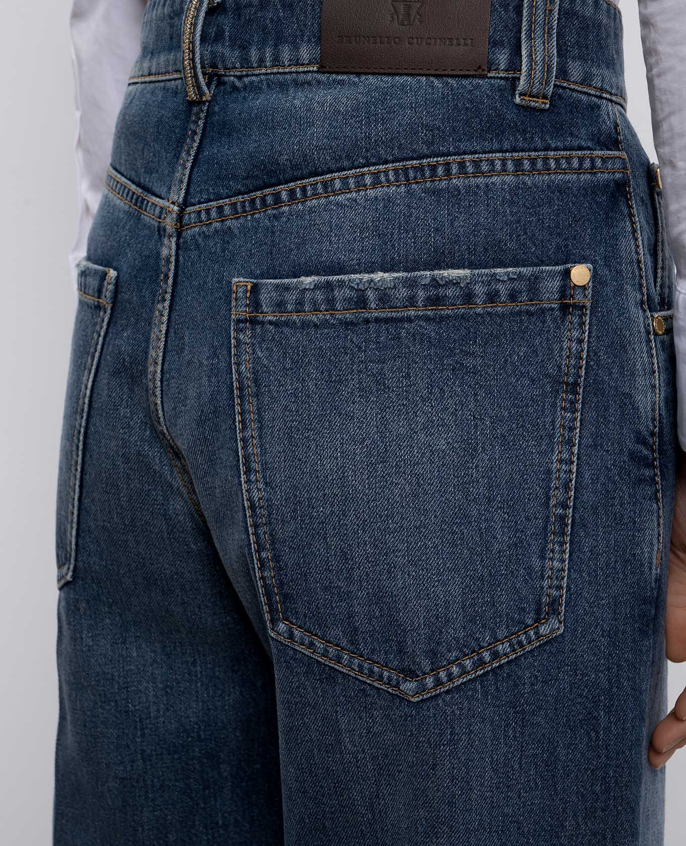 Blue jeans with a worn effect Brunello Cucinelli 5