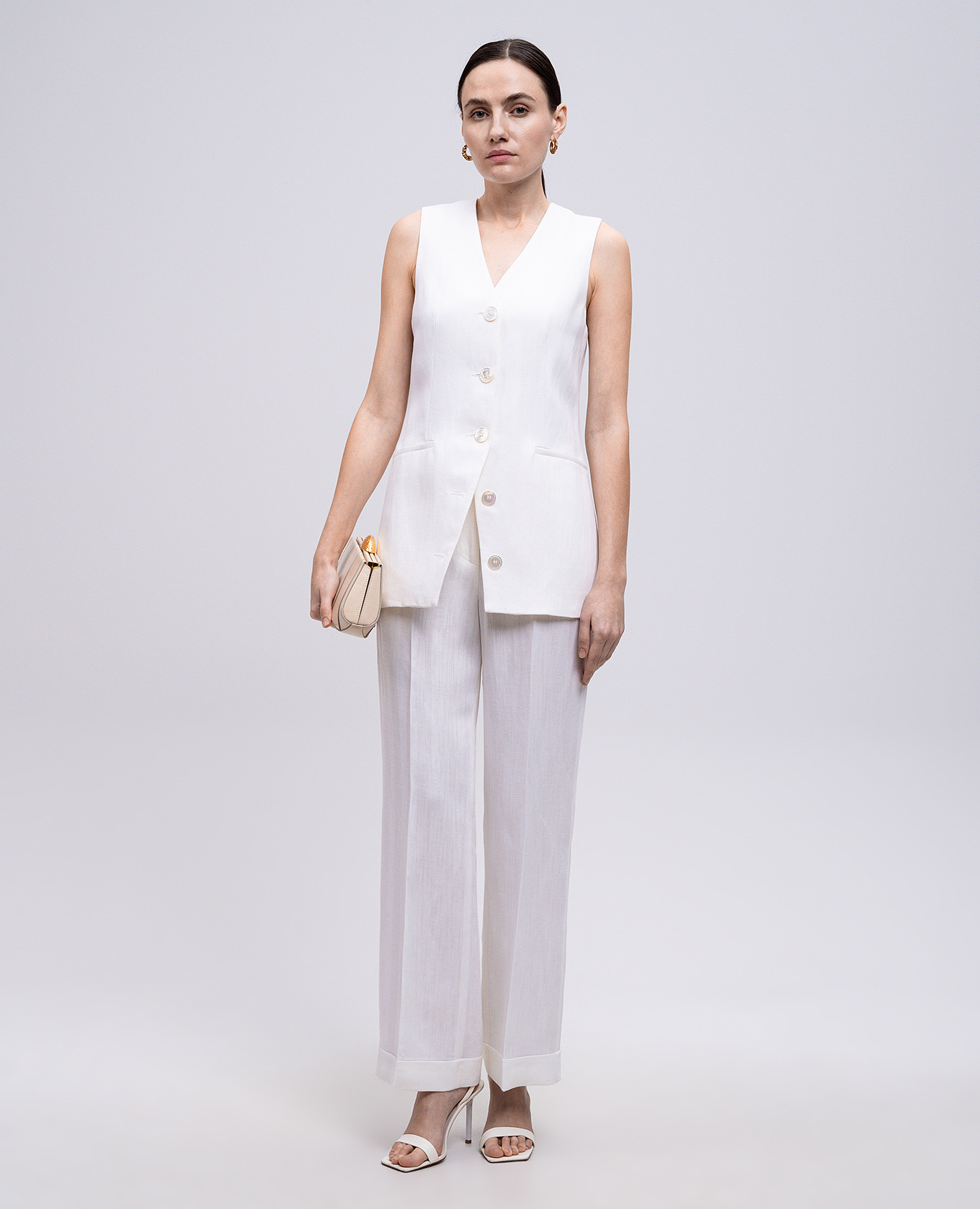 

White linen vest with branded patch Peserico