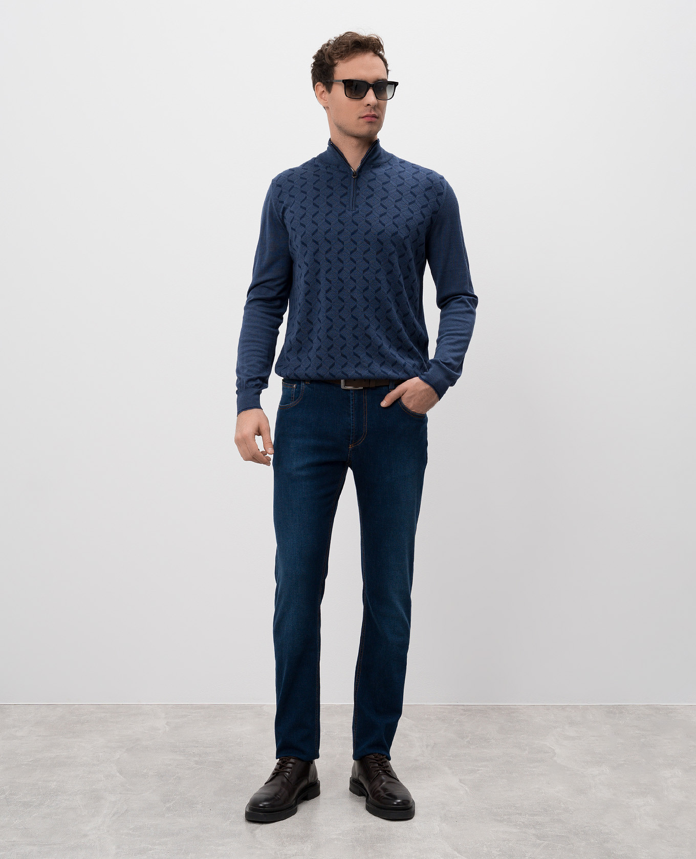 Blue jeans with logo patch Cashmere&Whiskey 2