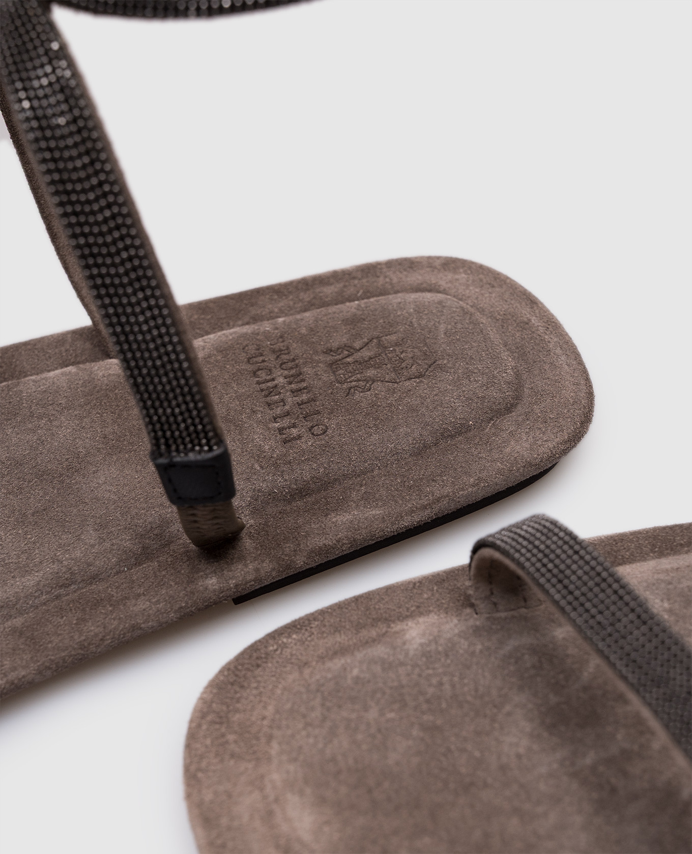 

Gray suede sandals with monil chain Brunello Cucinelli, Grey