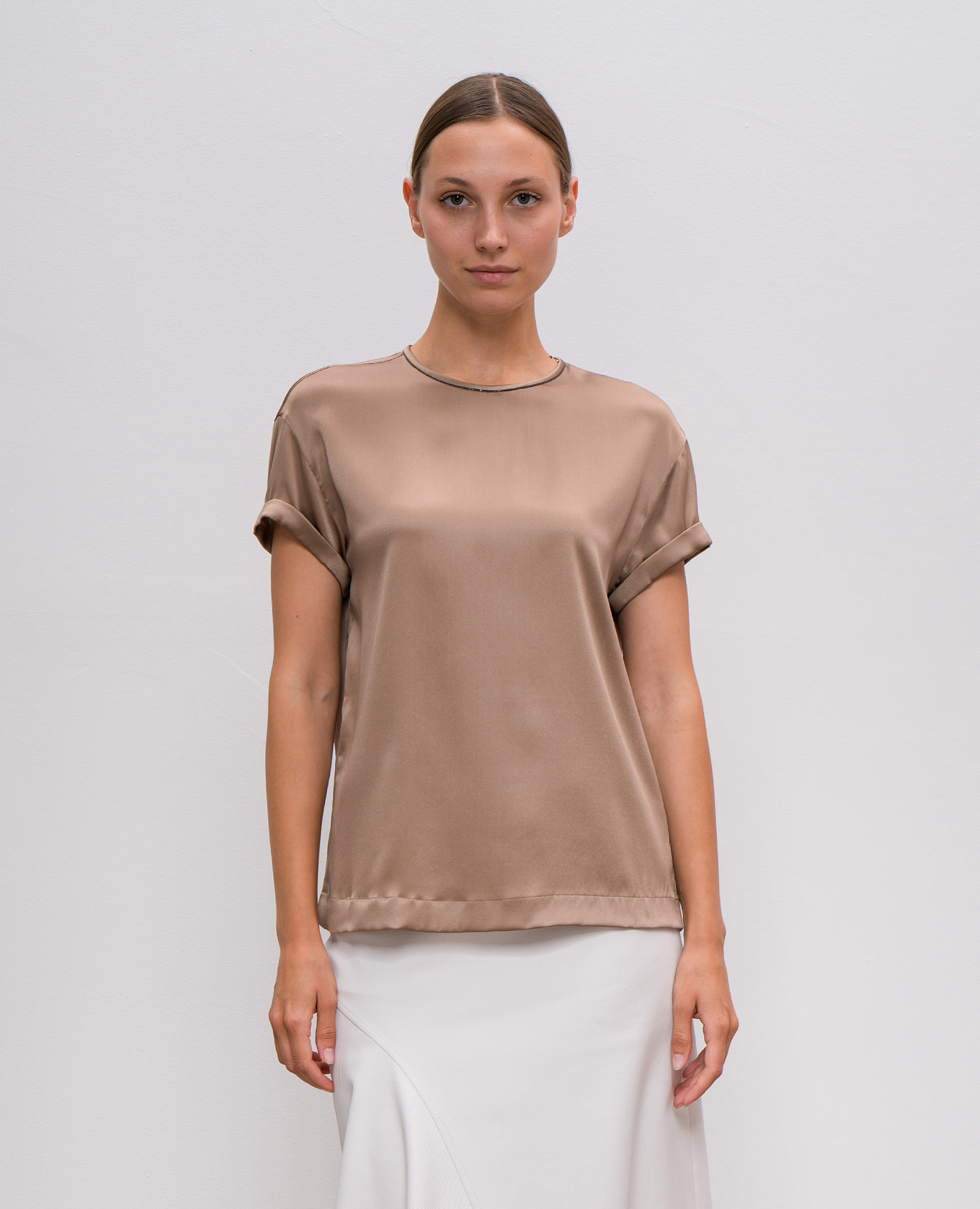 

Brown silk top with monil chain Brunello Cucinelli