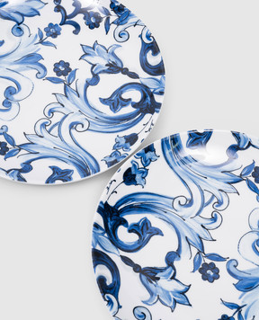 Dolce&Gabbana A set of white porcelain dinner plates in the Blu Mediterraneo print TC0S04TCA40