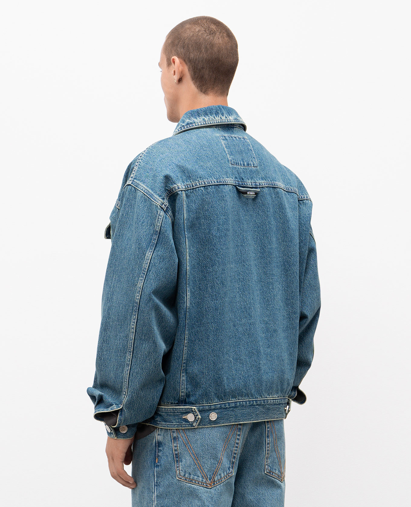Blue denim jacket with a worn effect Vetements 4
