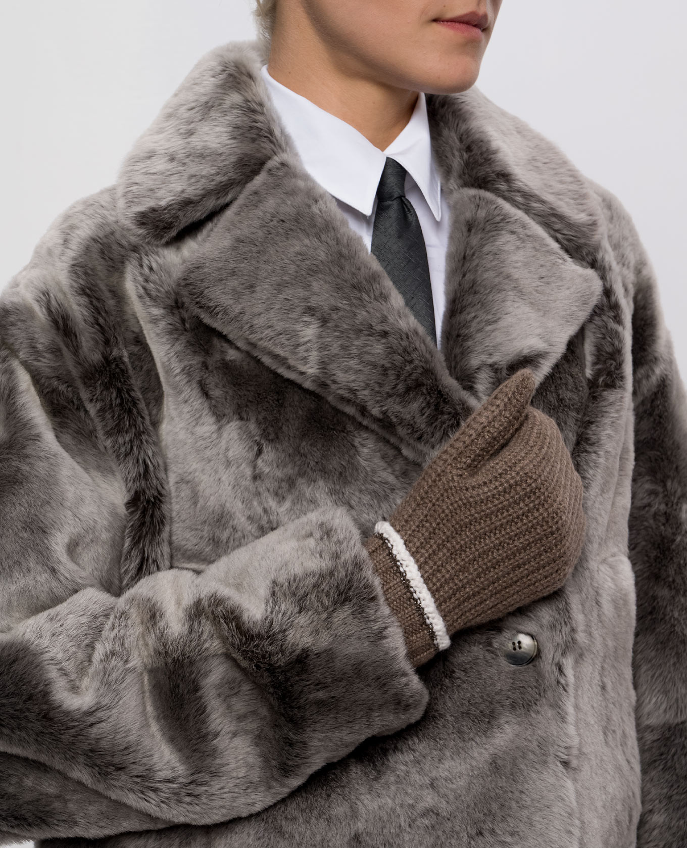 

Brown cashmere gloves Brunello Cucinelli