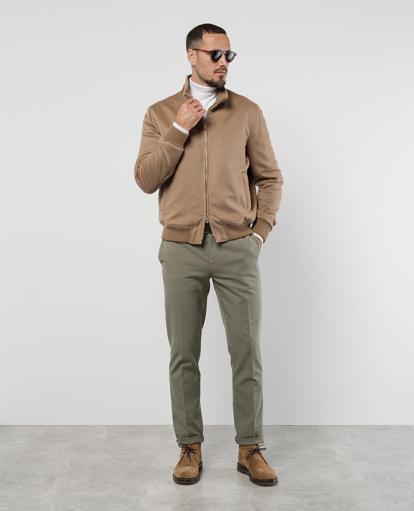 

Brown cashmere jacket with logo embroidery Enrico Mandelli