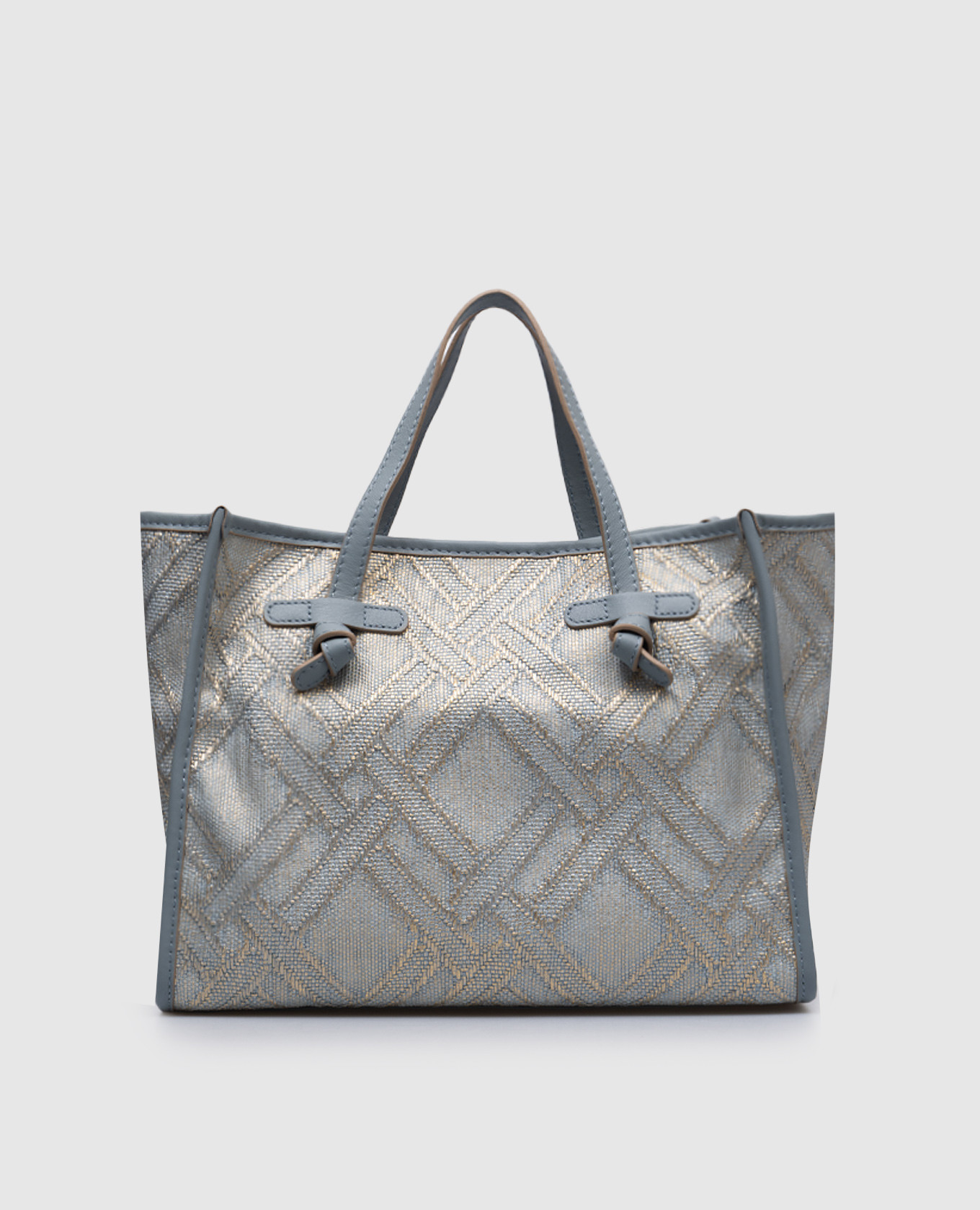 

Gianni Chiarini, Light blue