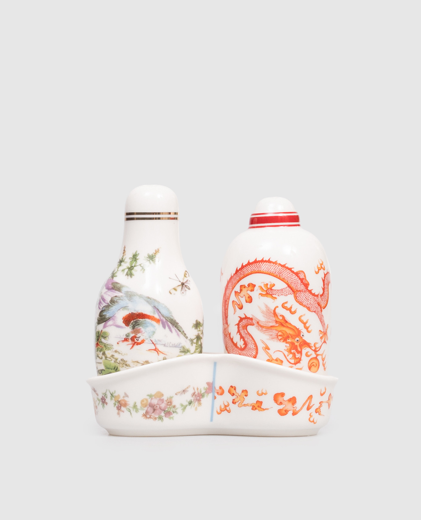 

Thea white porcelain set of salt and pepper shakers in a print SELETTI