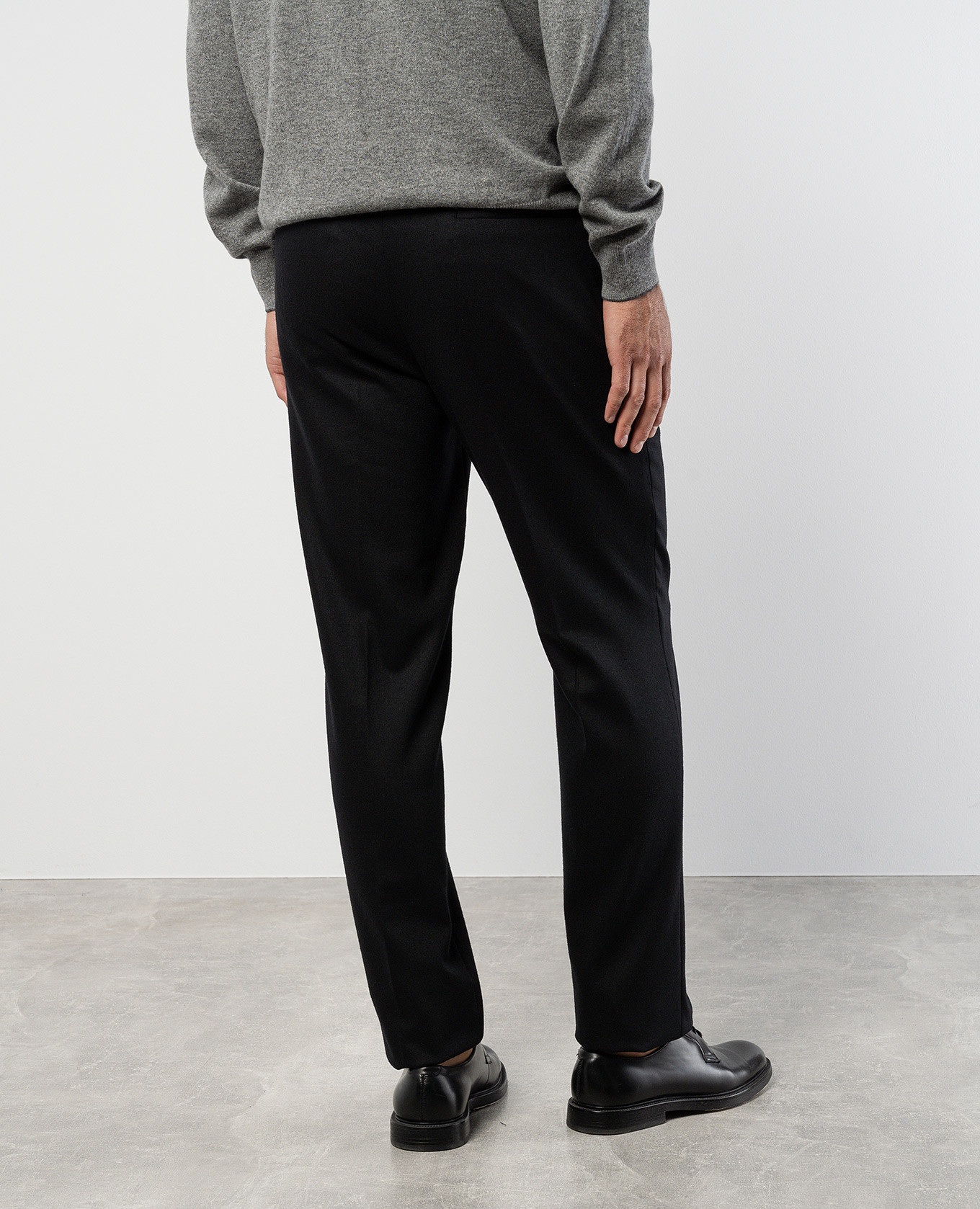 

Black pants made of wool Enrico Mandelli