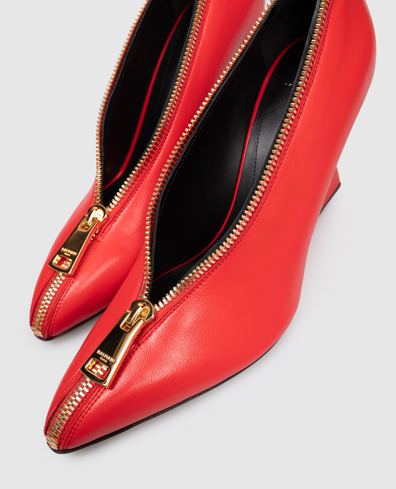 

Red leather wedge shoes with zipper Balmain