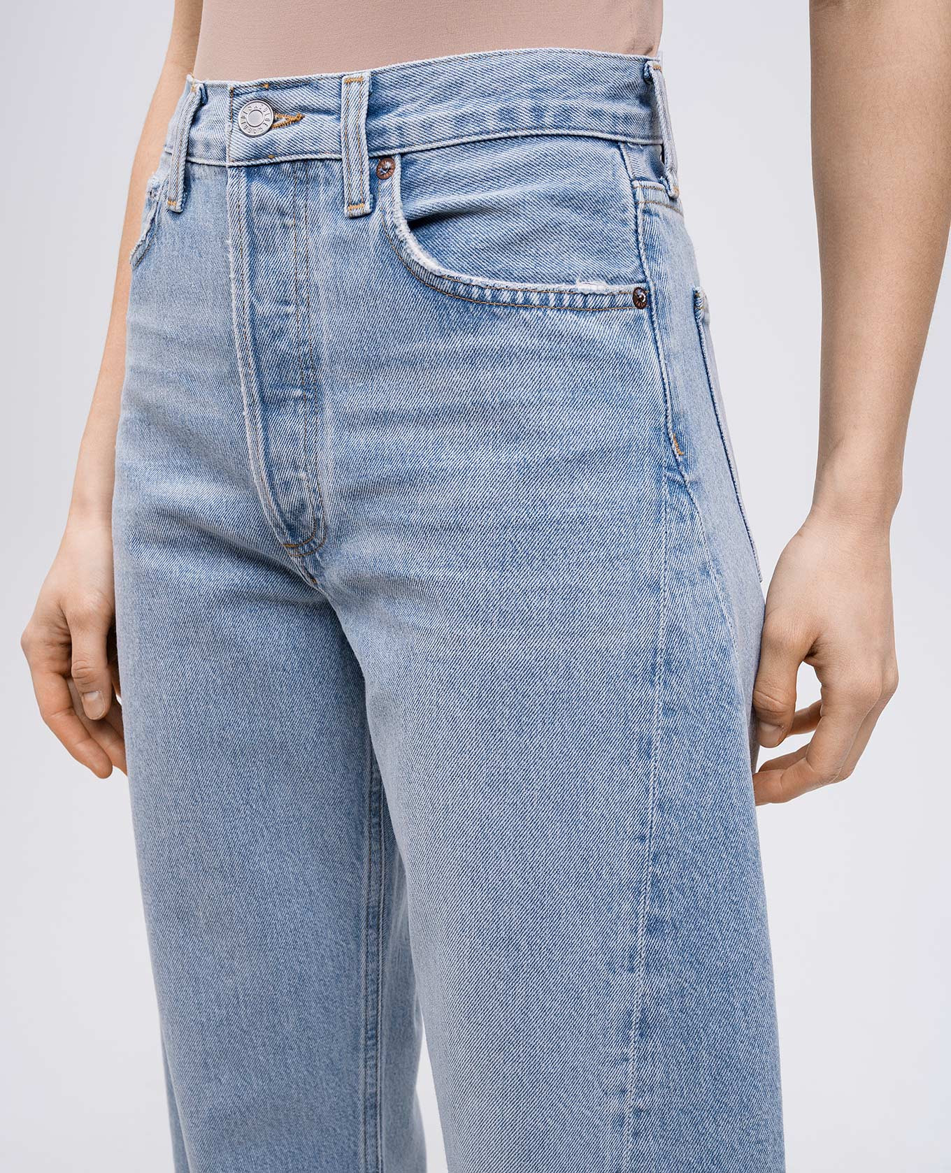 

Luna mom jeans in blue with a frayed effect AGOLDE, Light blue