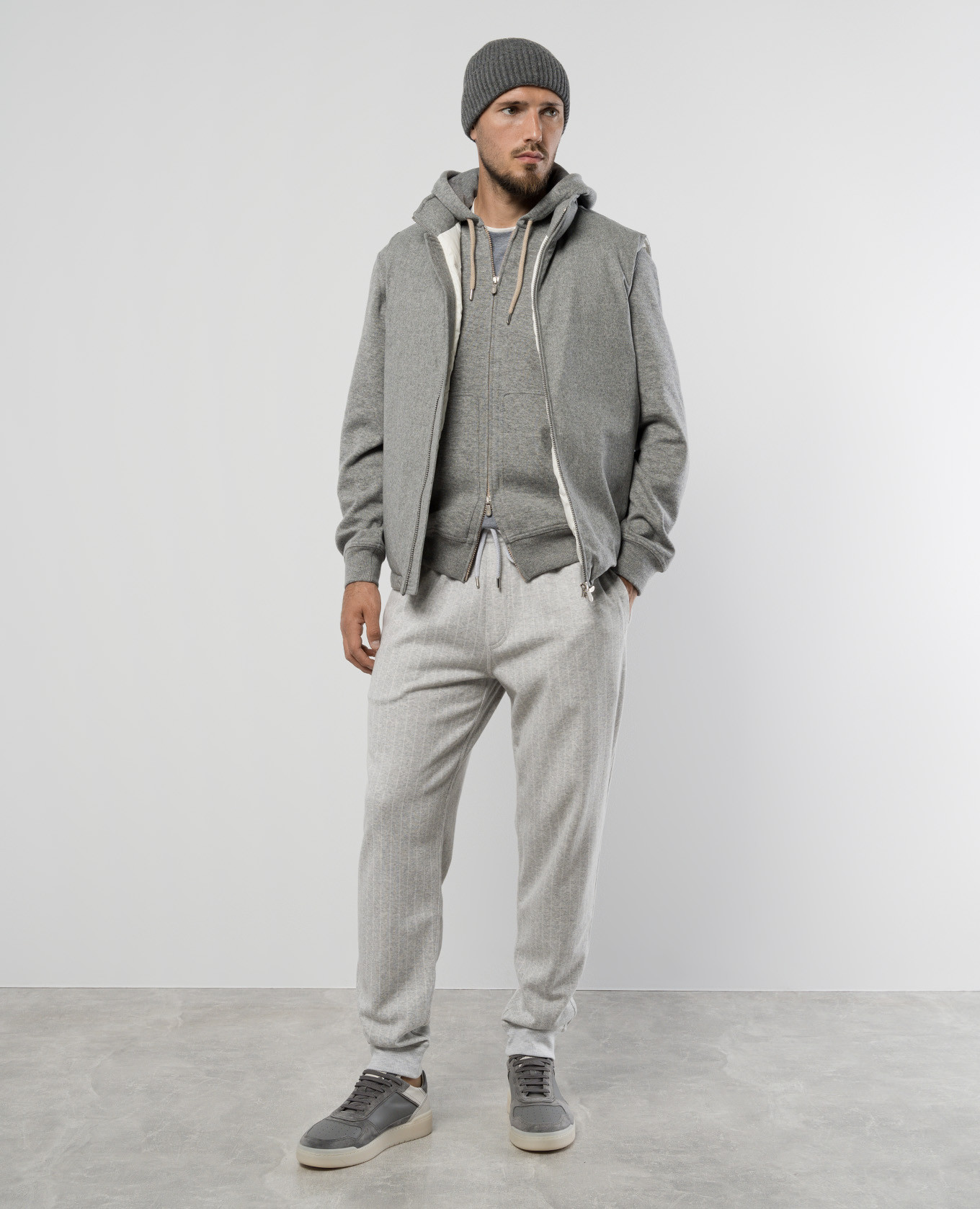 

Gray t-shirt with layering effect Brunello Cucinelli, Grey