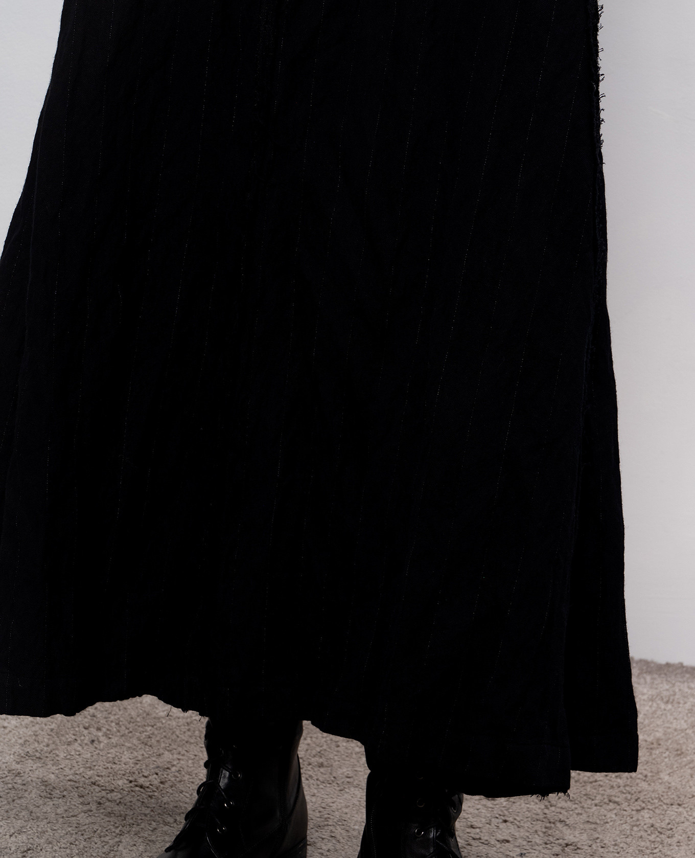 Black skirt with wool with a harvester effect Marc Le Bihan 5