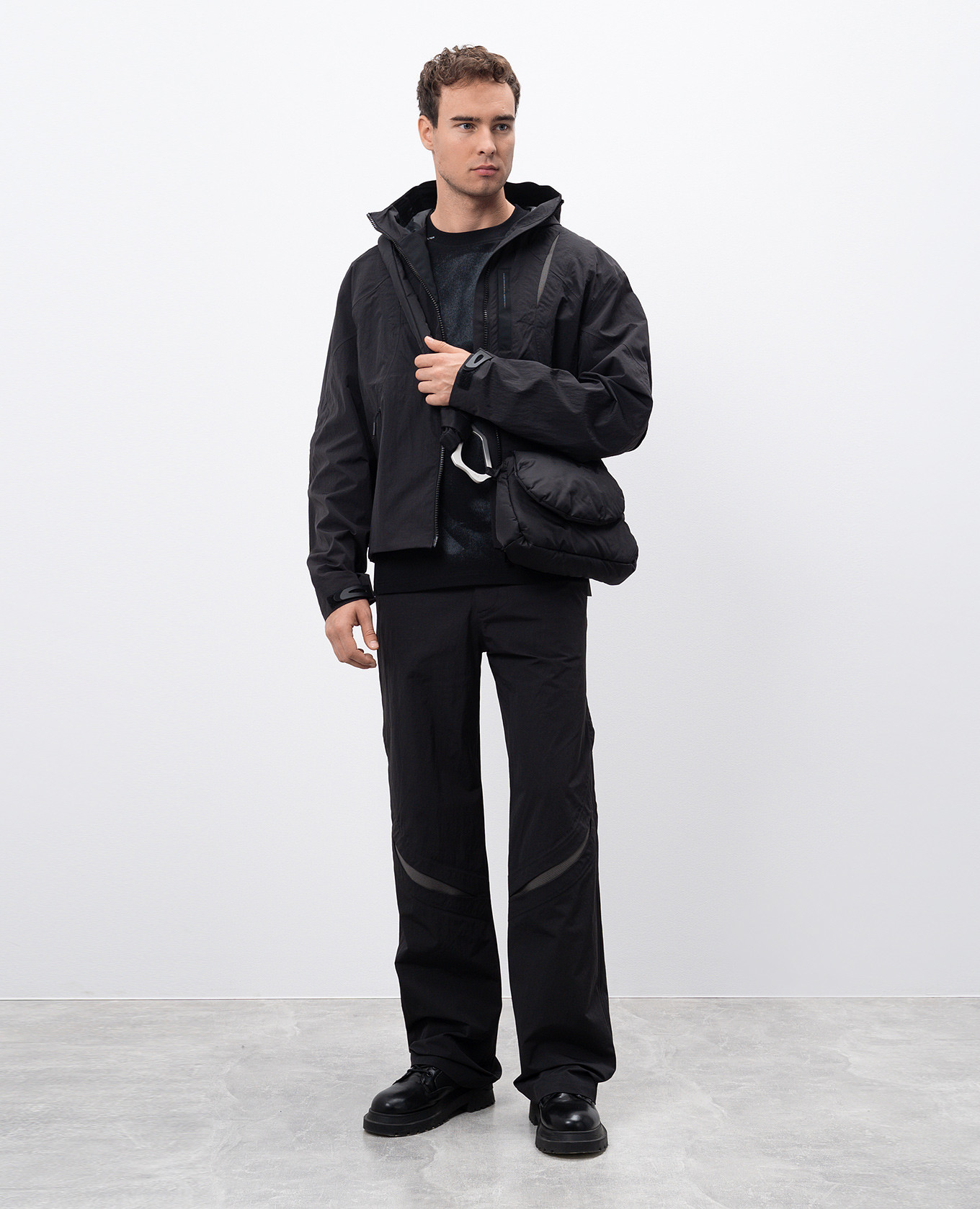 Black pants RESILIENCE with elastic inserts Heliot Emil 2