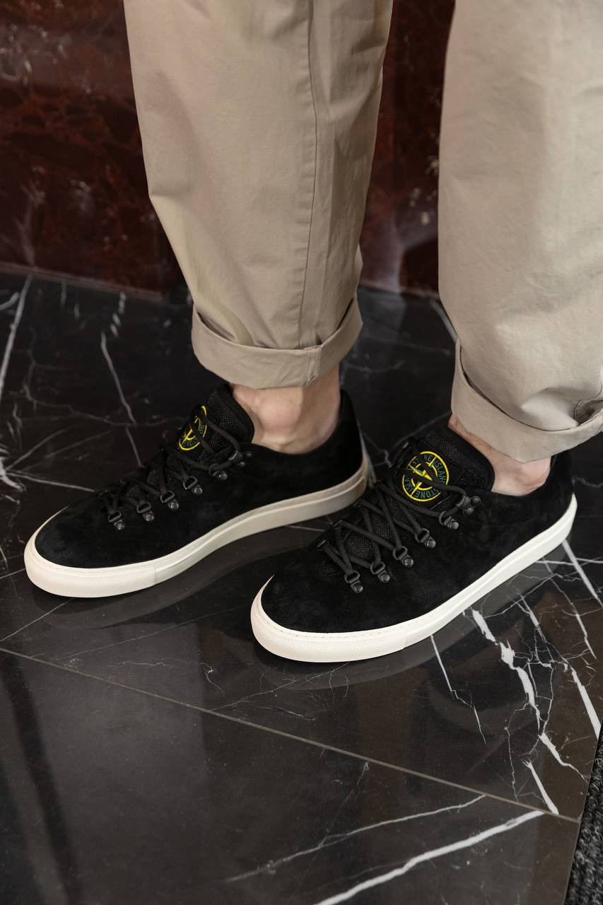 

Black suede sneakers with logo Stone Island