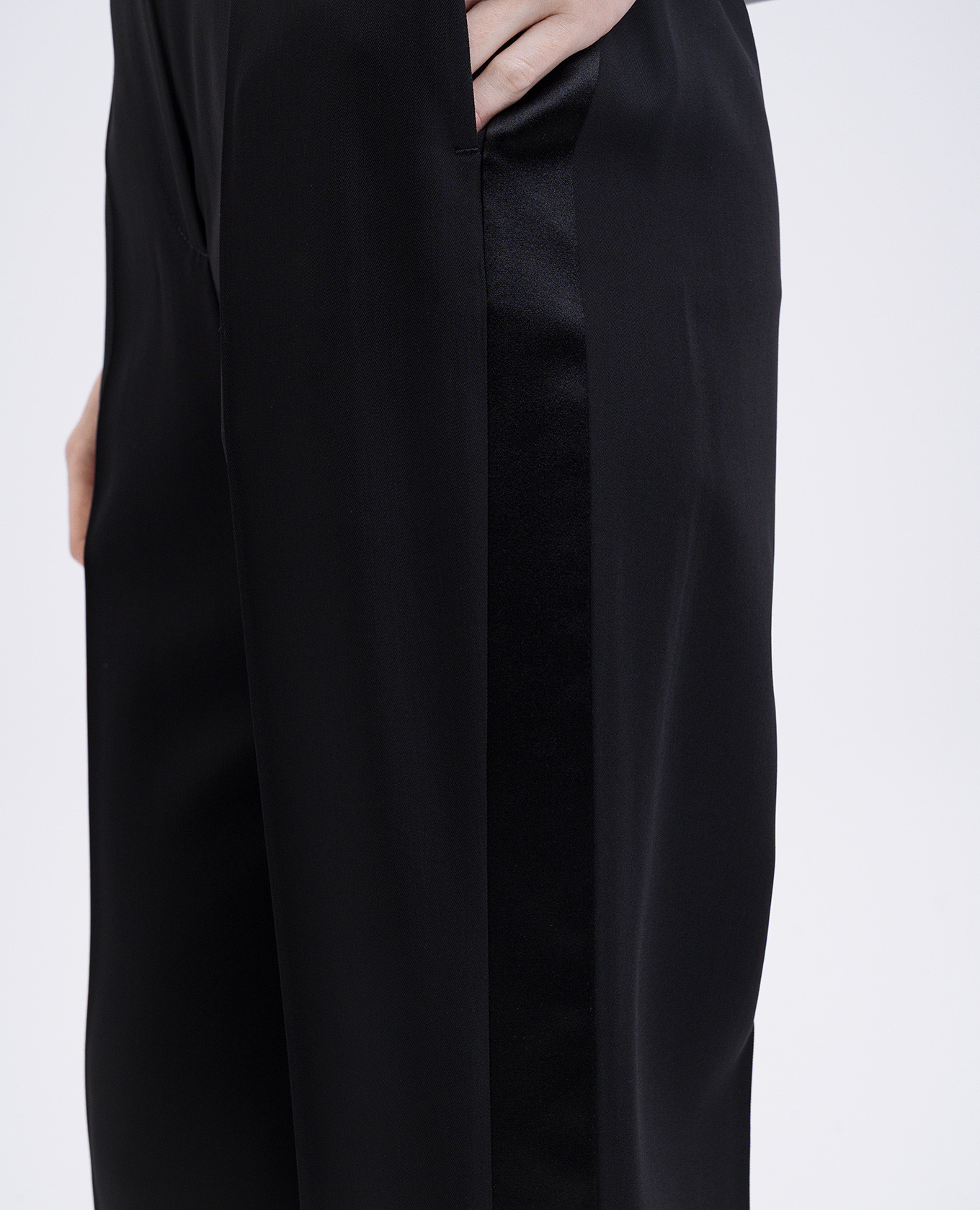 Black pants with wool Alexander McQueen 5